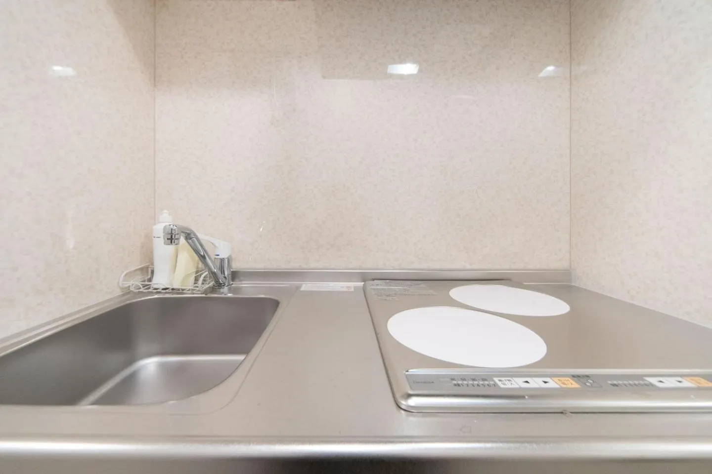 Kitchen or kitchenette in Ferio Kamata II