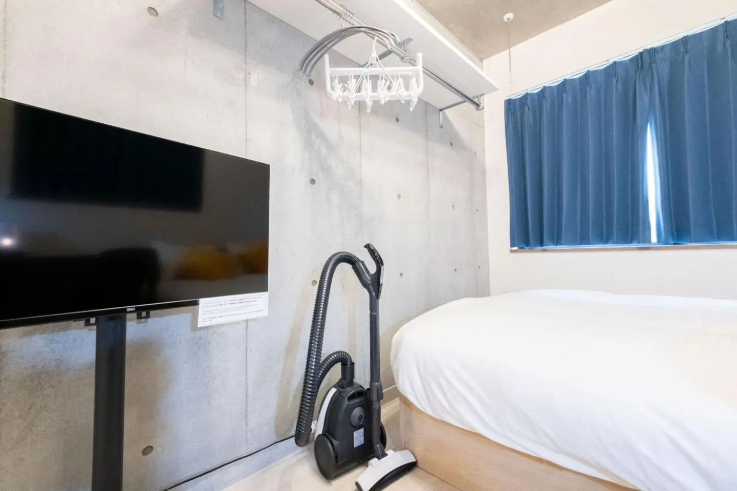 Bed in Ferio Kamata II