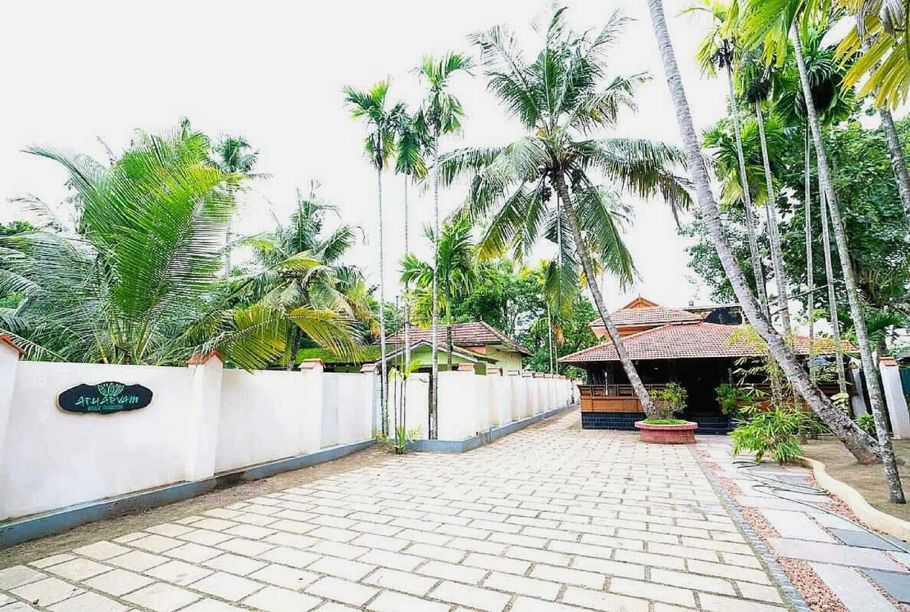 Facade/entrance in Hotel O ATHARVAM RESORT