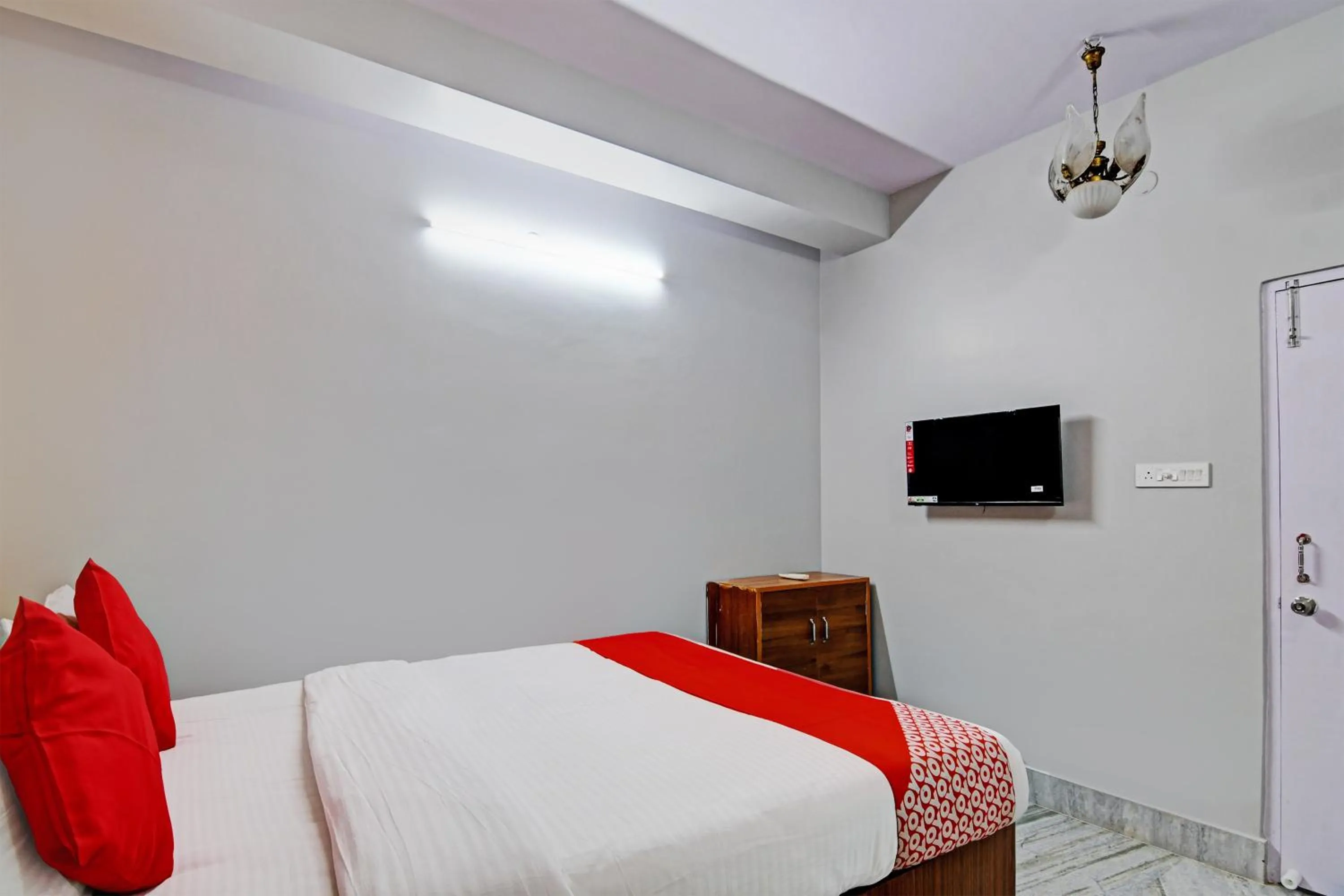 Bedroom, Bed in OYO Flagship The Image A Quality Stay