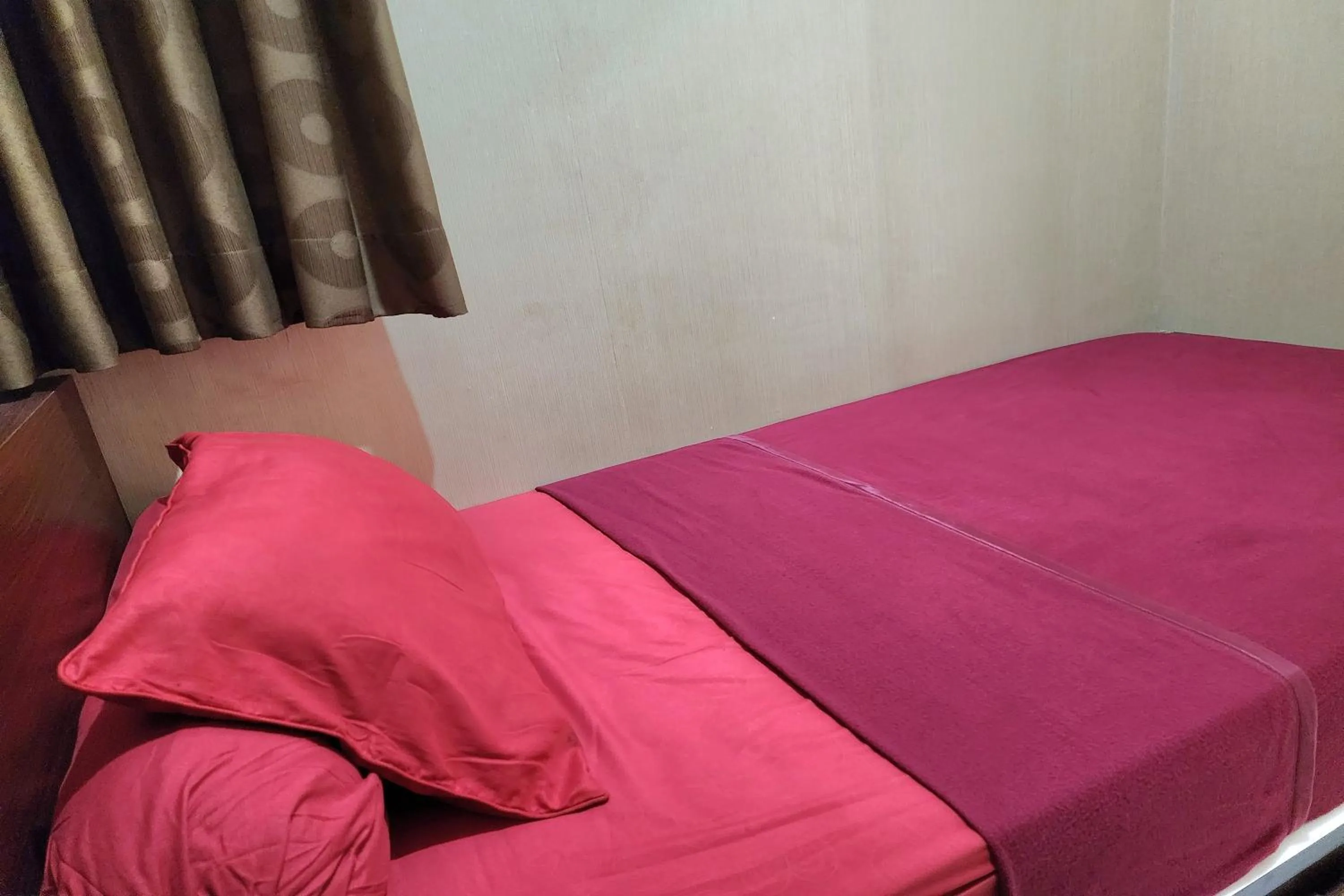 Bed in Queen Room 2 @ Grand Center Point Apartment