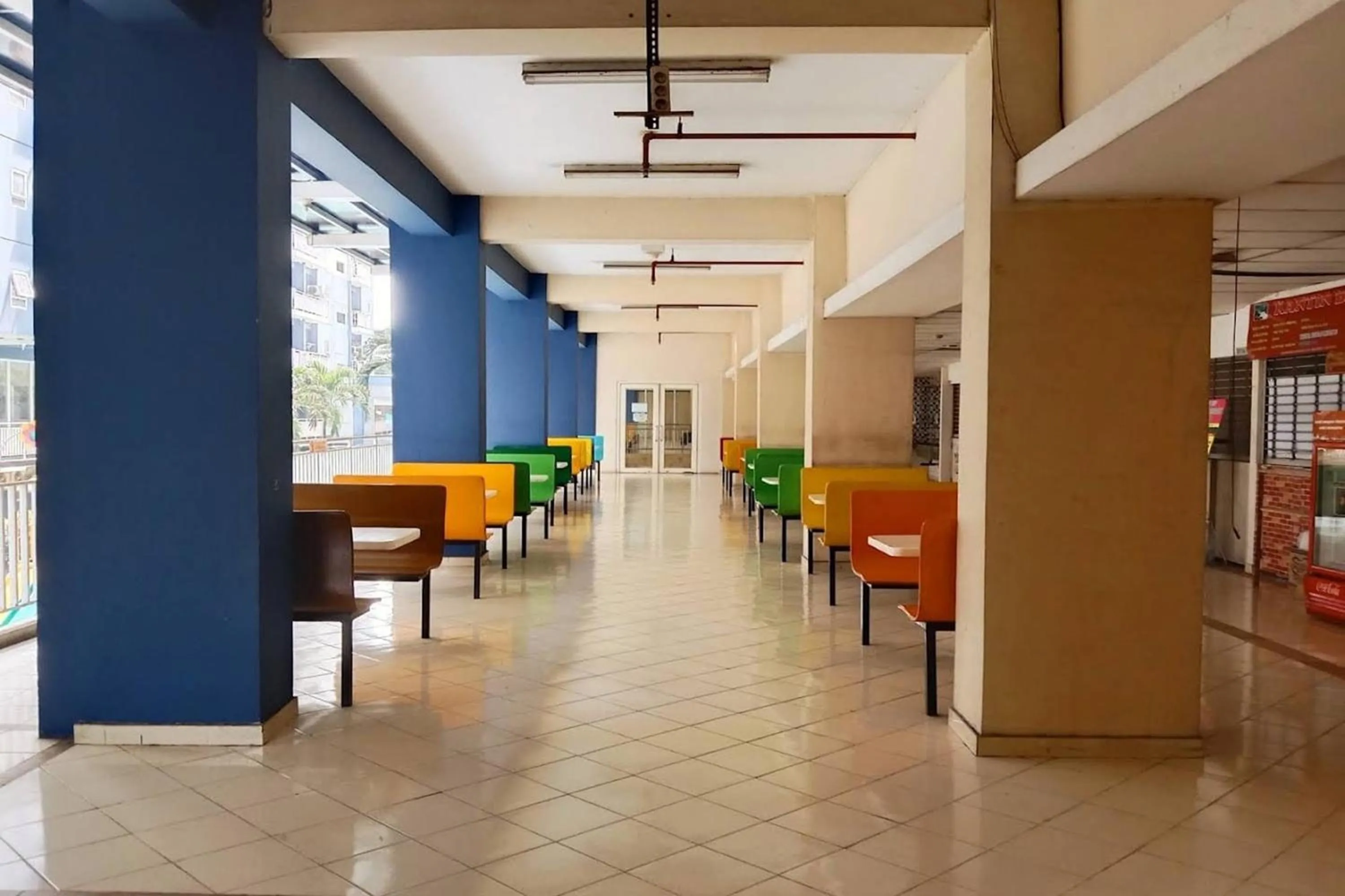 Living room in Queen Room 2 @ Grand Center Point Apartment