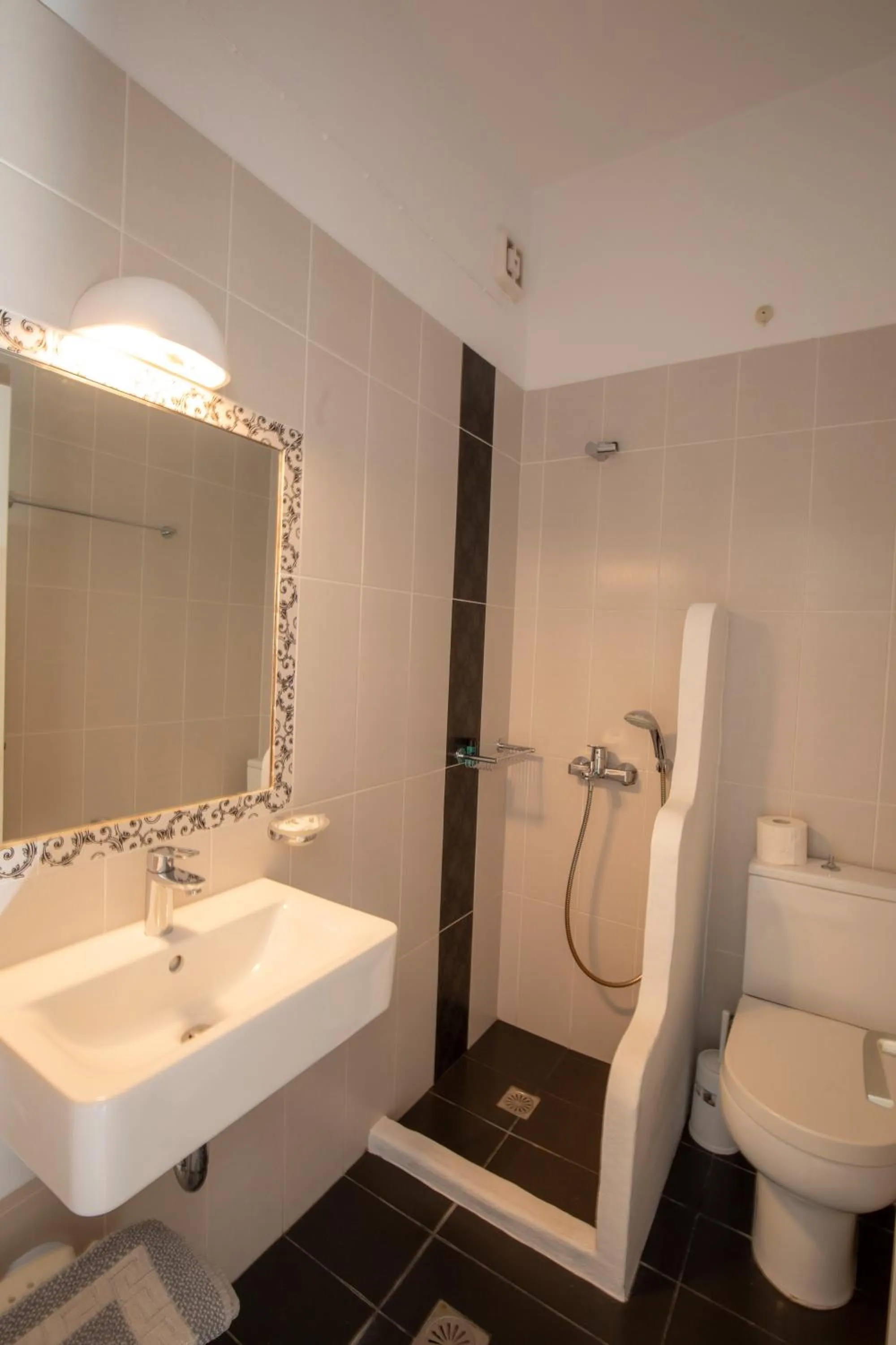 Bathroom in Mosha Pension