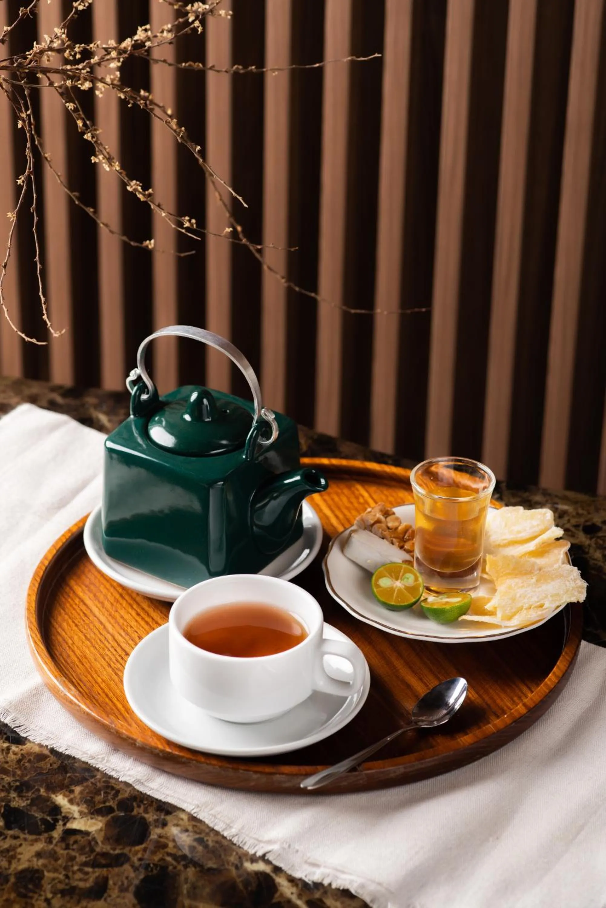 Restaurant/places to eat in Sunflower Luxury Hotel