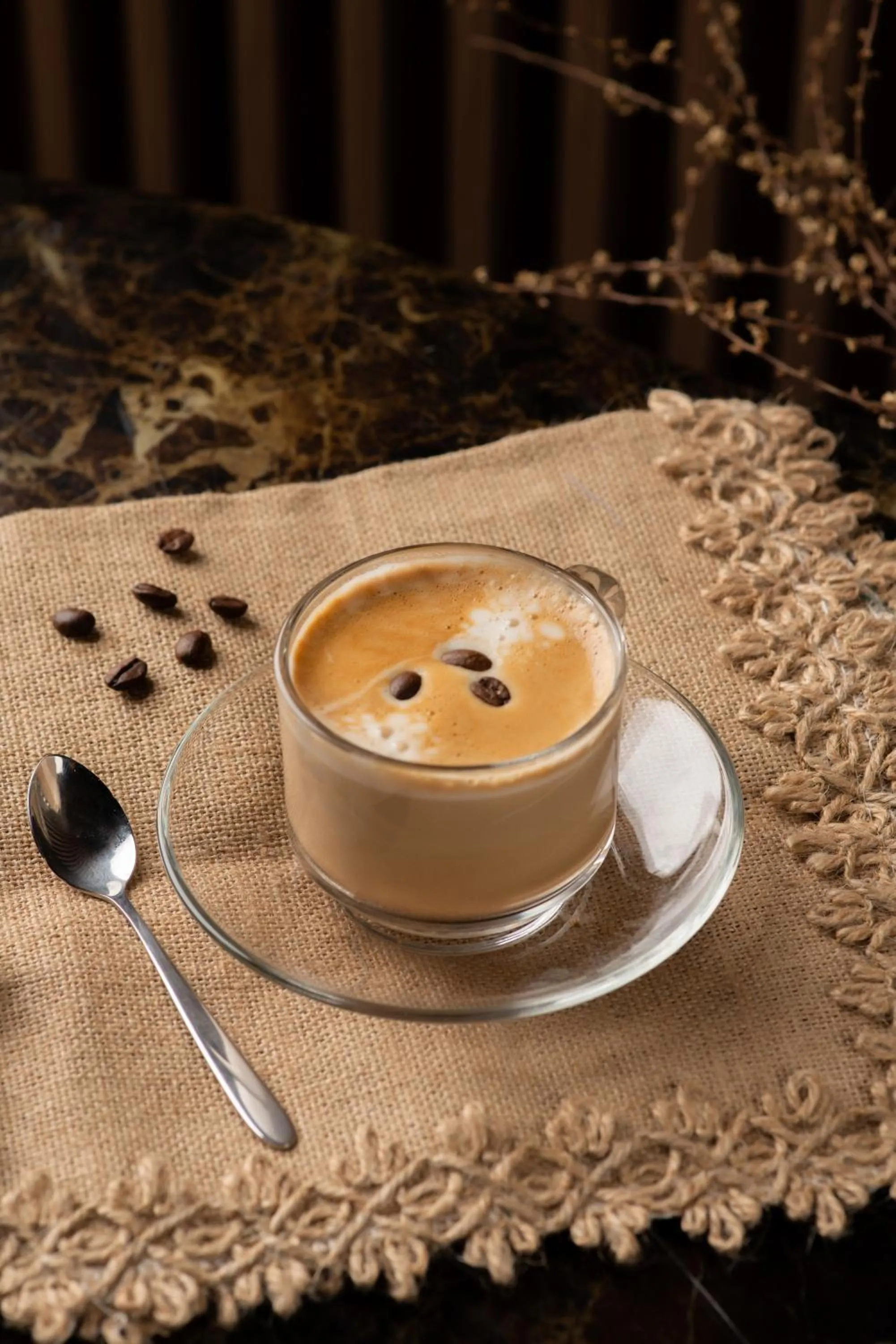 Restaurant/places to eat in Sunflower Luxury Hotel