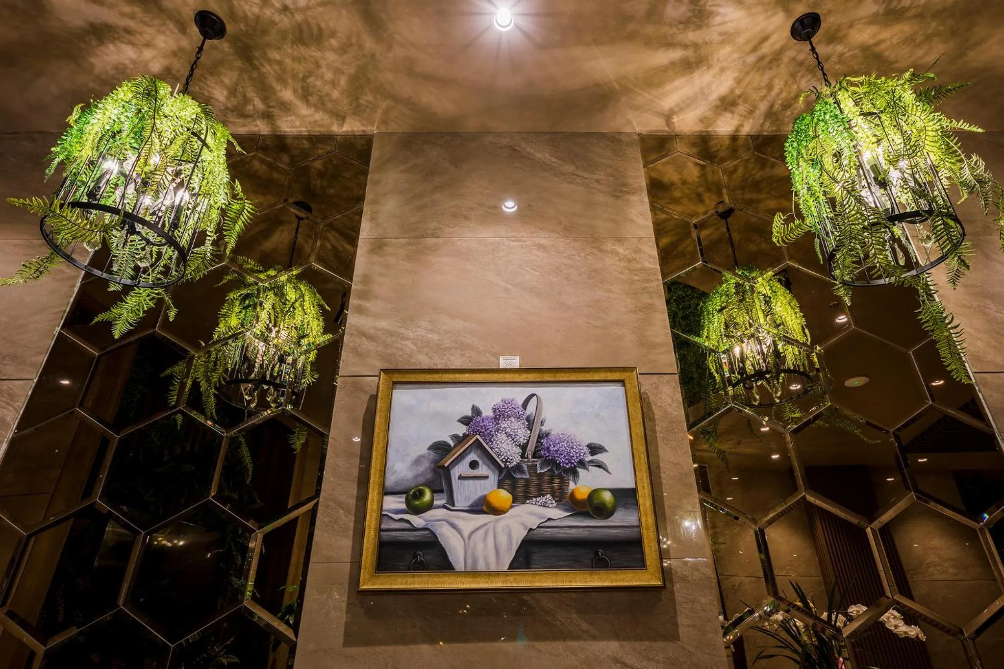 Sunflower Luxury Hotel