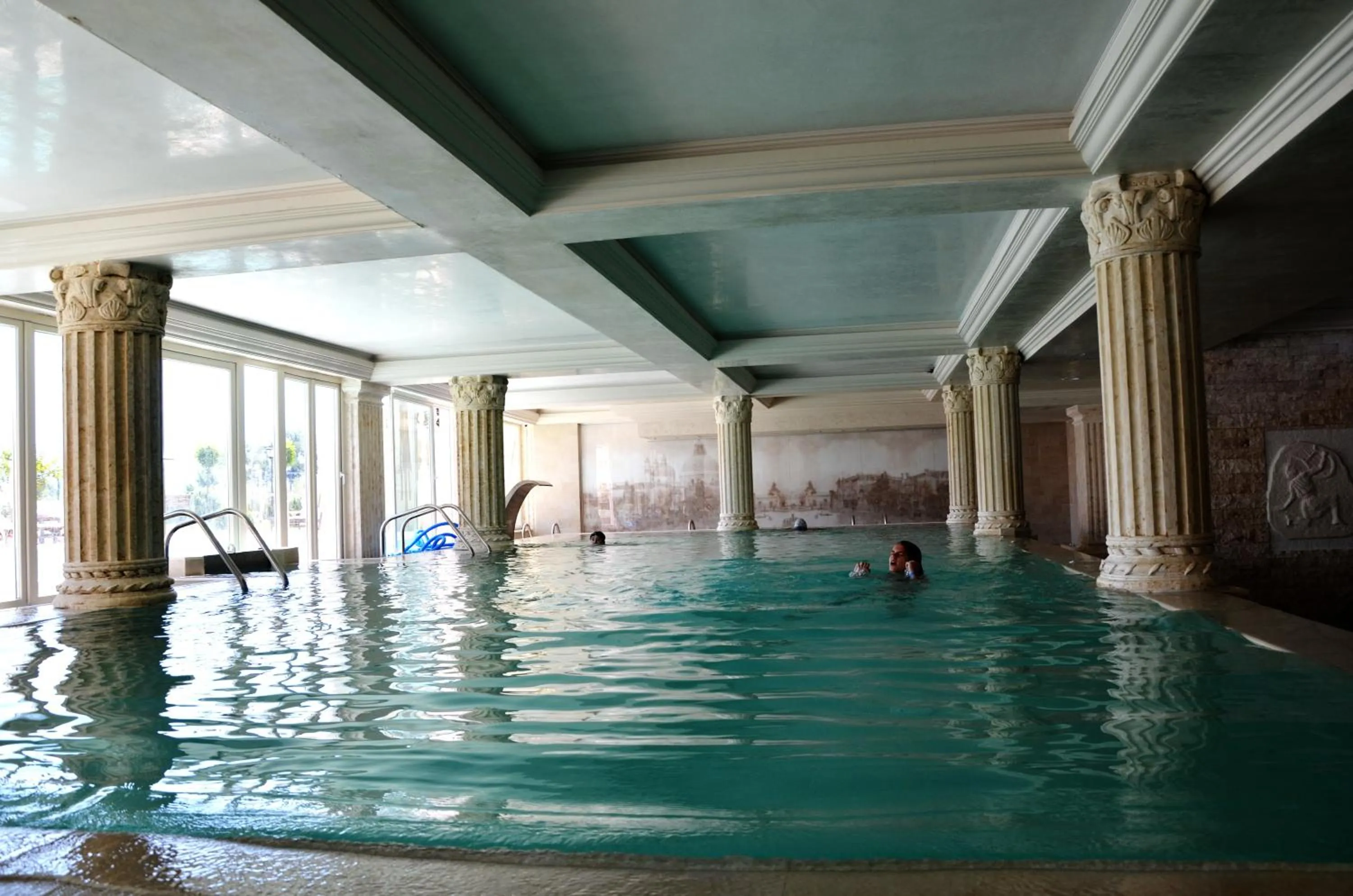 Swimming pool in Therma Palace - SPA Mineral Pool & All inclusive & Free Parking