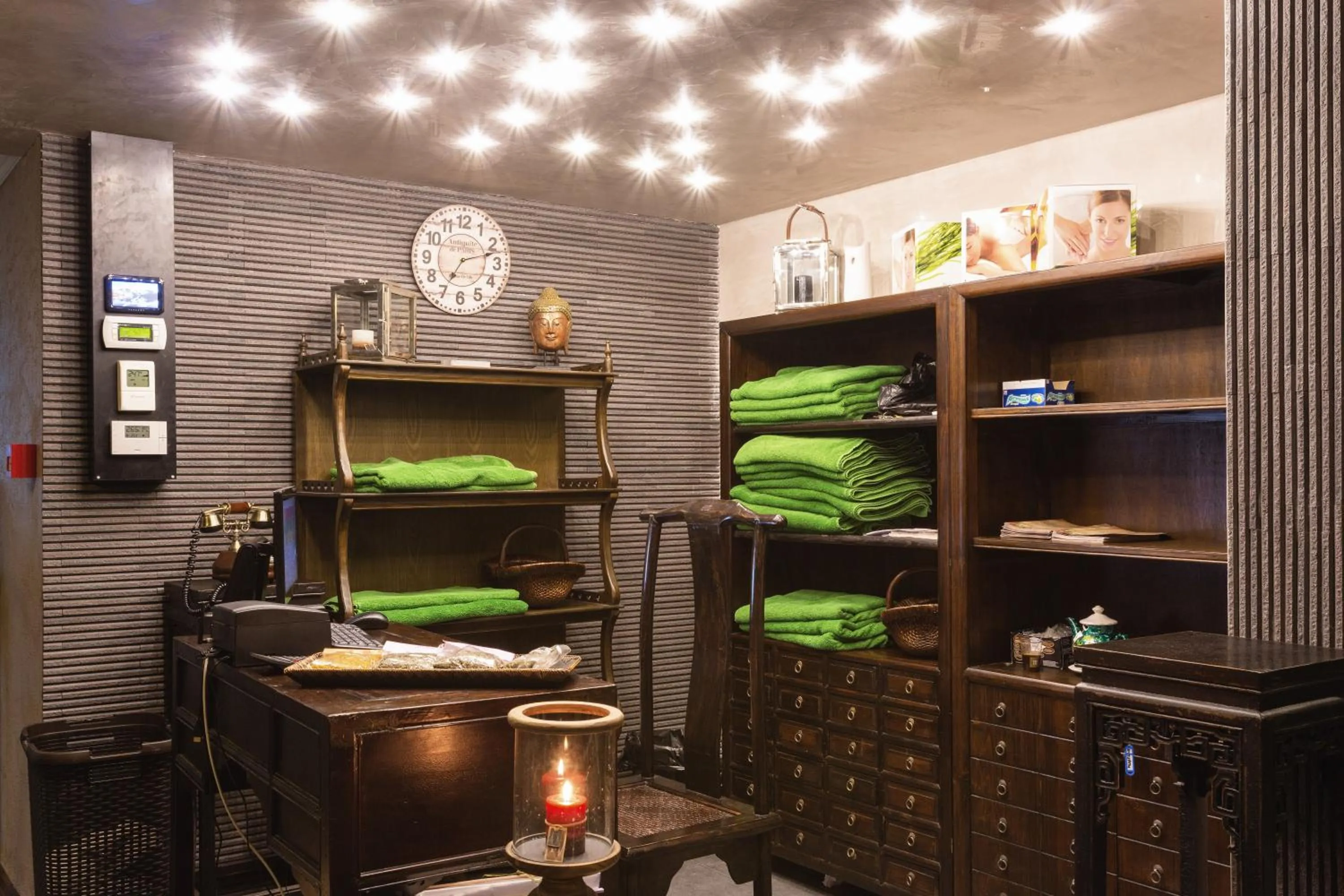 Bathroom in Therma Palace - SPA Mineral Pool & All inclusive & Free Parking