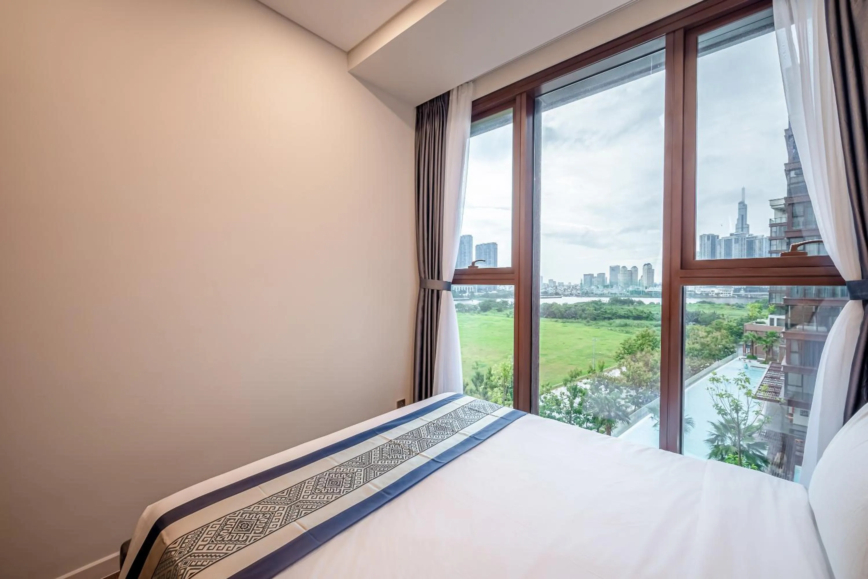 View (from property/room), Bed in Metropole Thu Thiem Condo Apartment