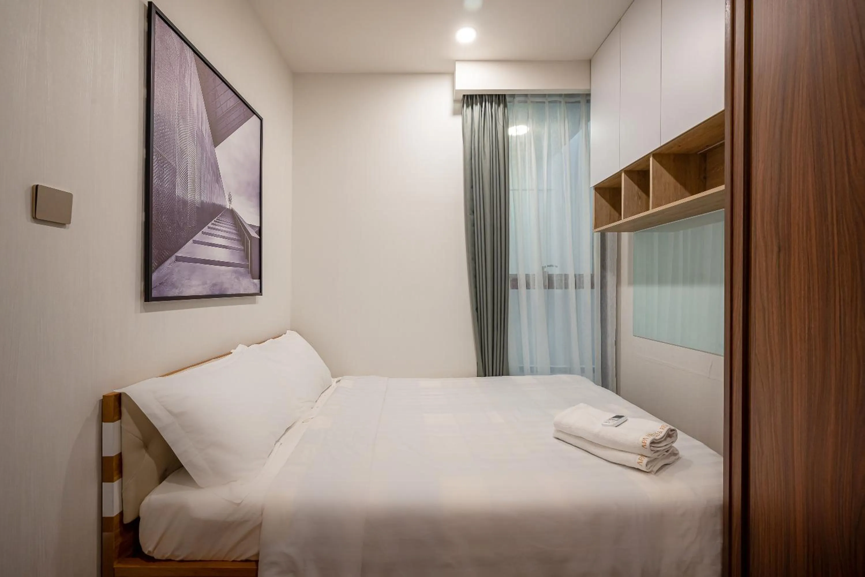 Bed in Metropole Thu Thiem Condo Apartment