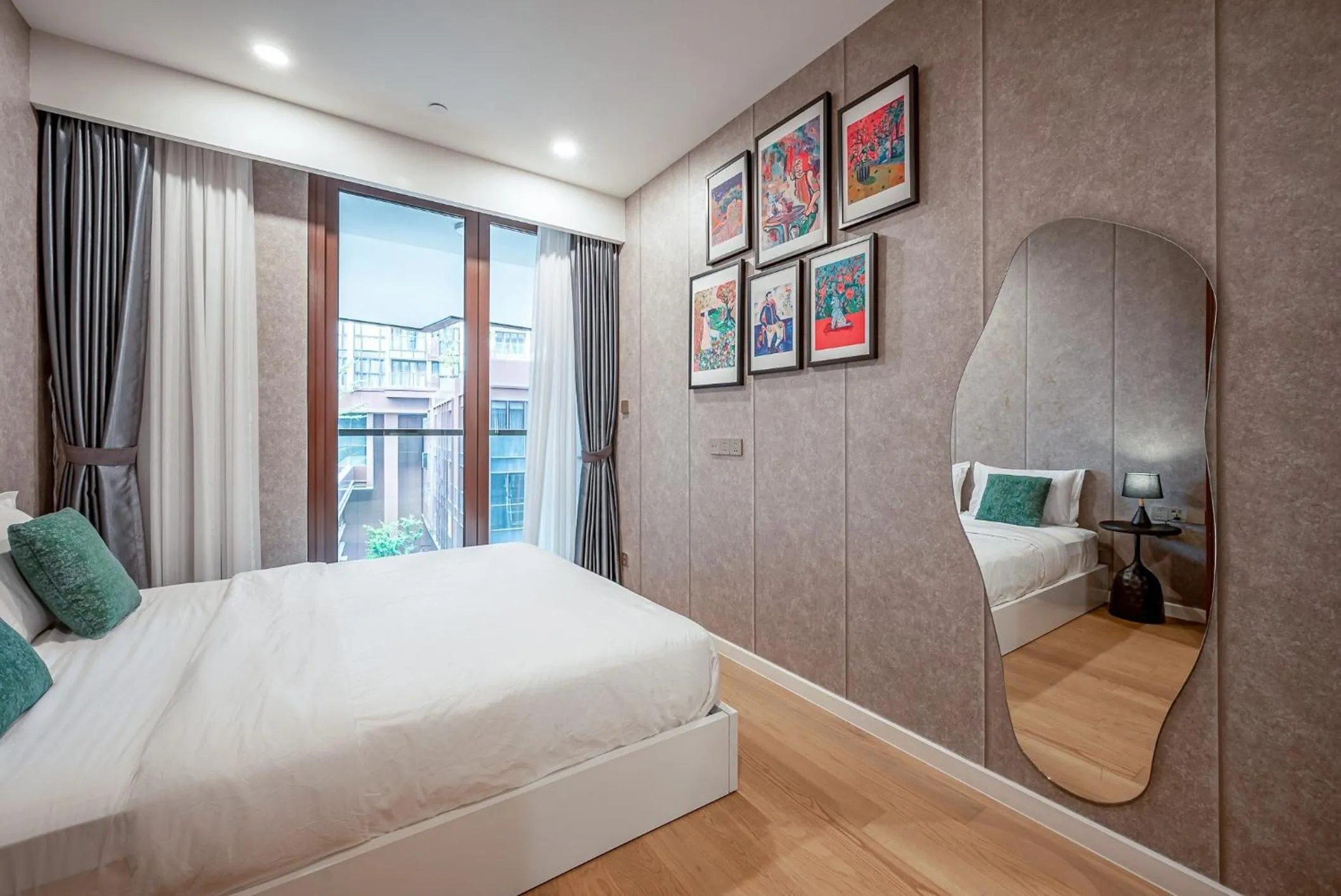 Bedroom, Bed in Metropole Thu Thiem Condo Apartment