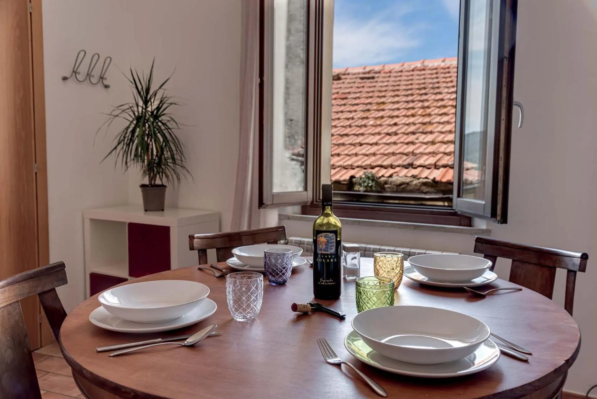Dining area in Vedetta Townhouse - camere e appartamenti nel centro storico by Be Vedetta