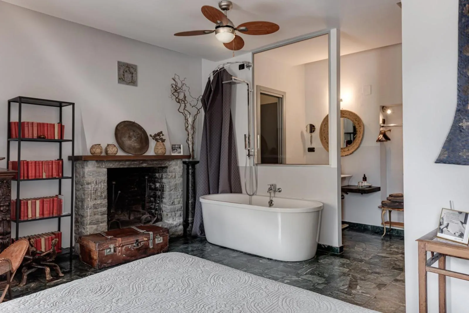 Bathroom, Bed in Vedetta Townhouse - camere e appartamenti nel centro storico by Be Vedetta