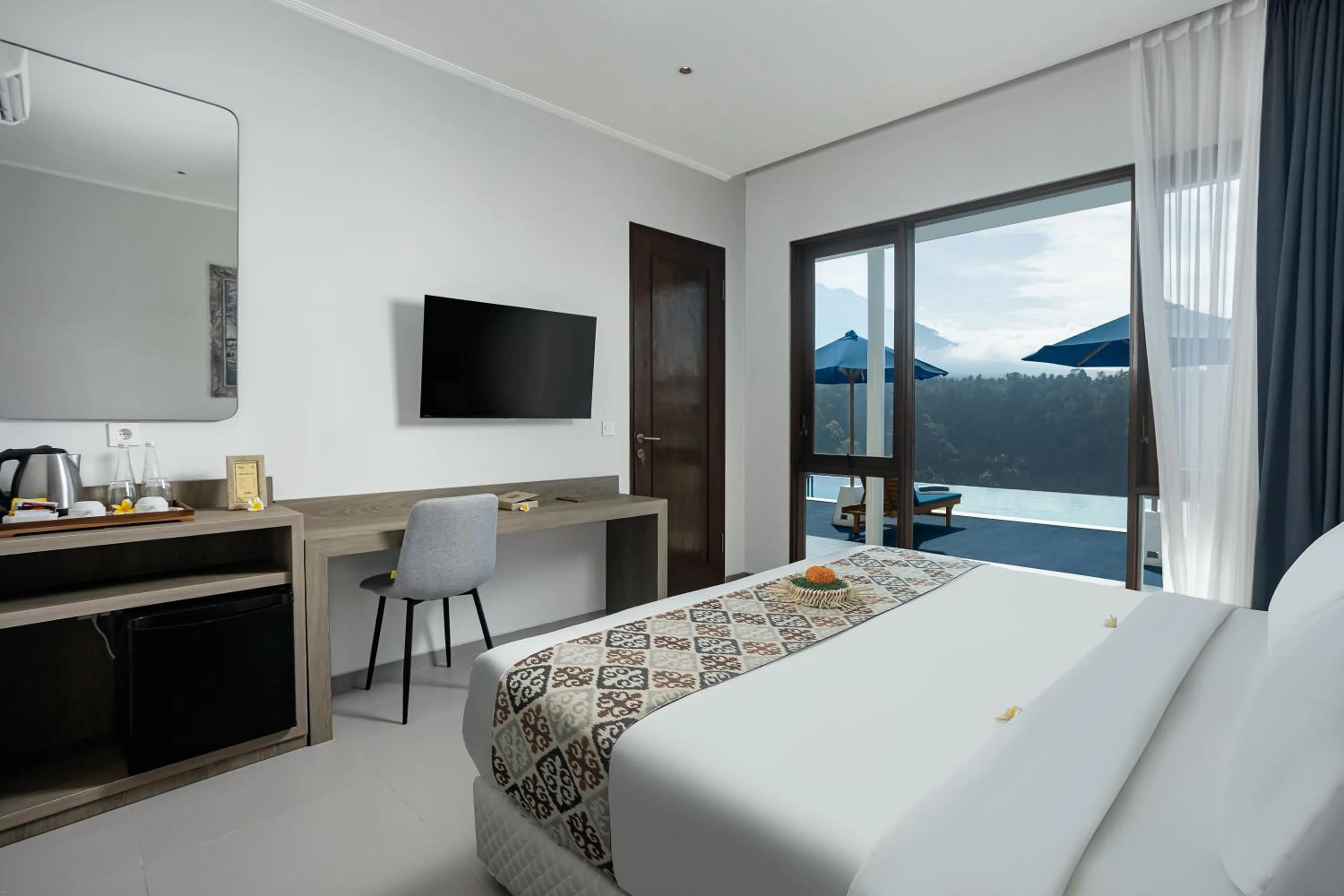 TV and multimedia, Bed in Tapa Agung View Besakih