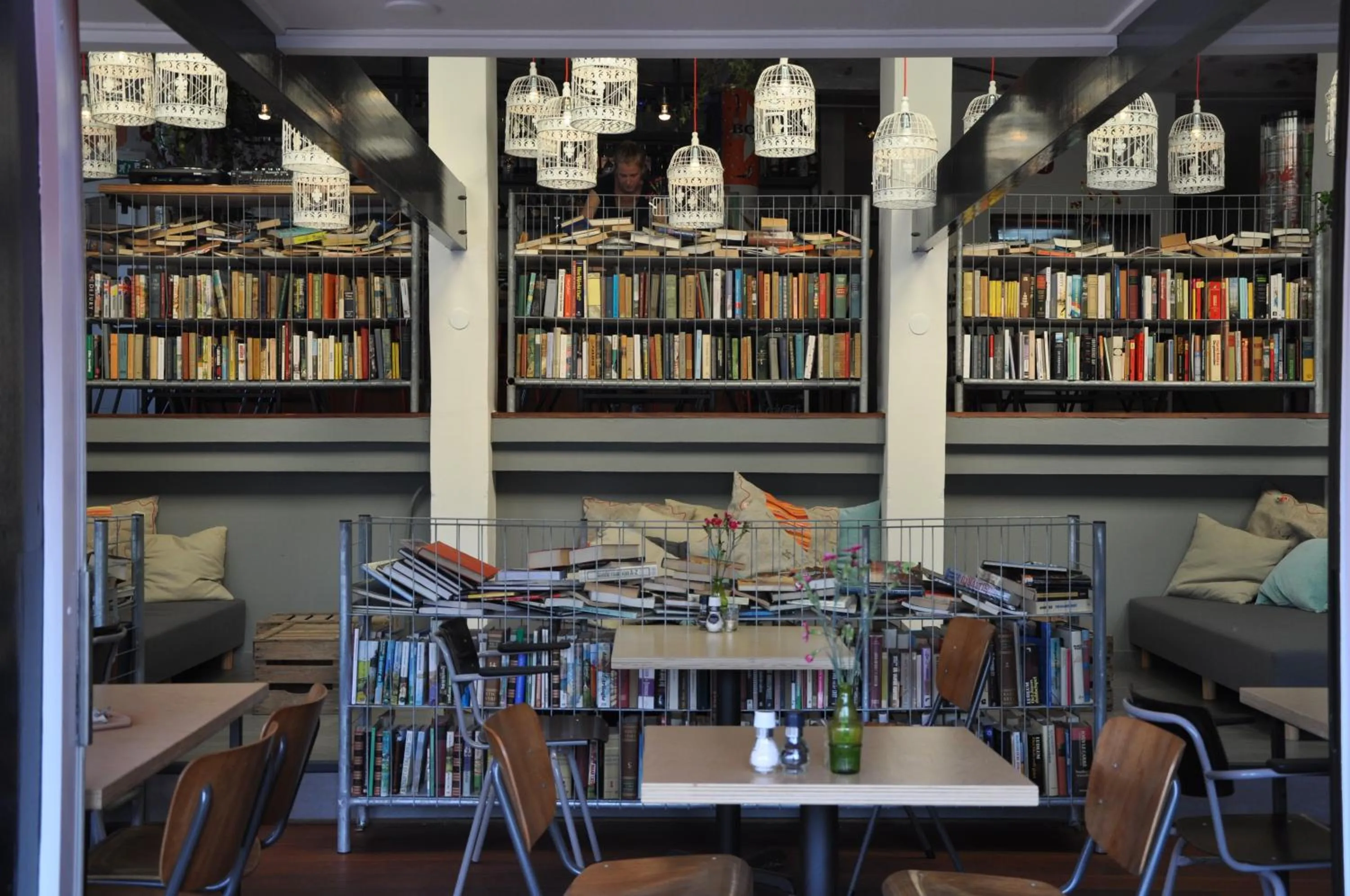 Library in Hotel Credible