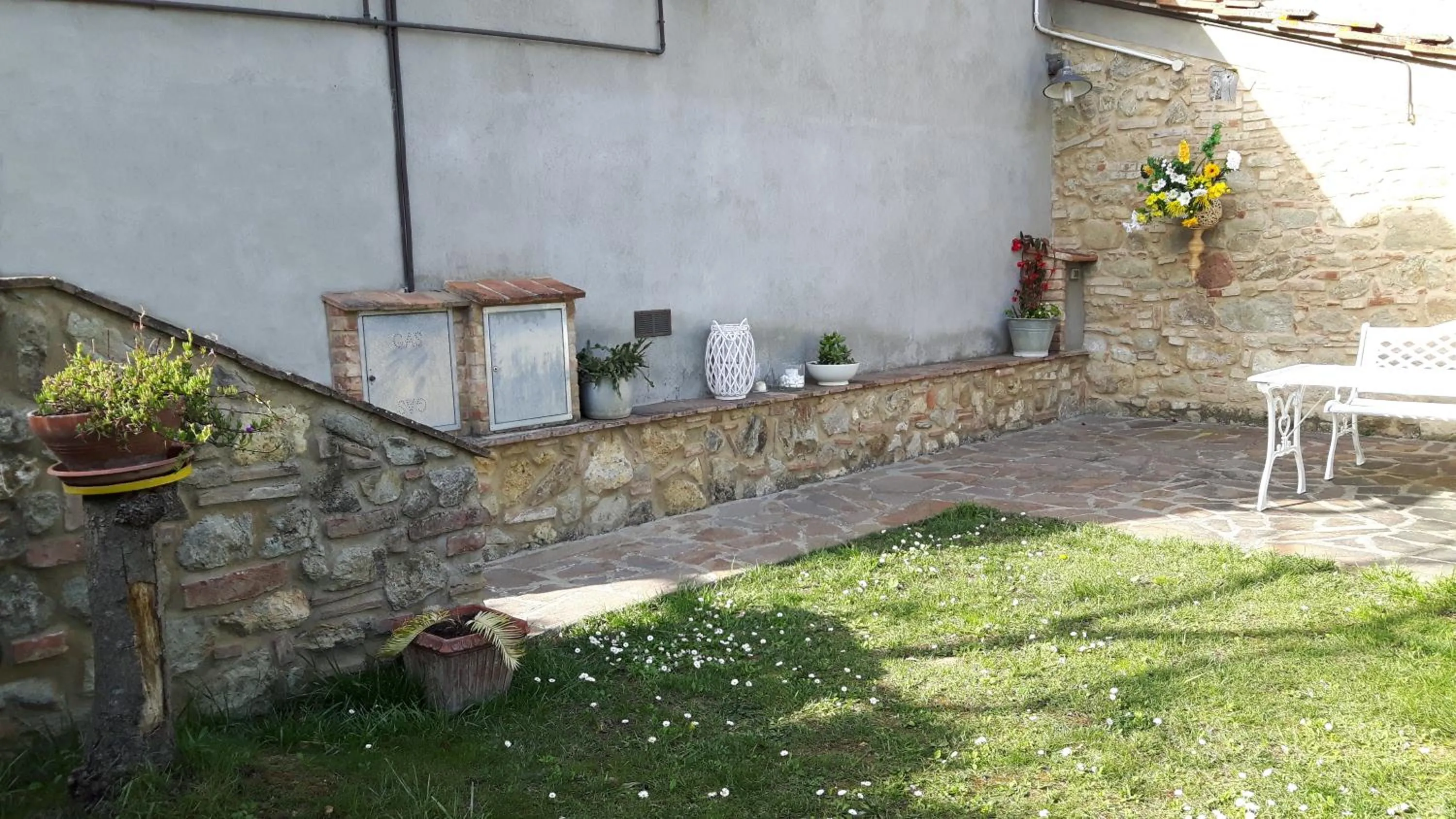 Property building in Agriturismo Villino del Grillo