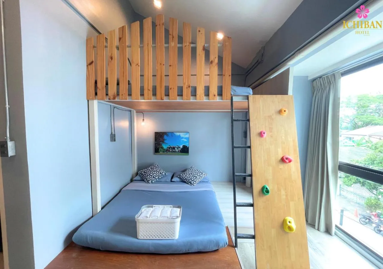 Photo of the whole room, Bed in Ichiban Nimman Hotel