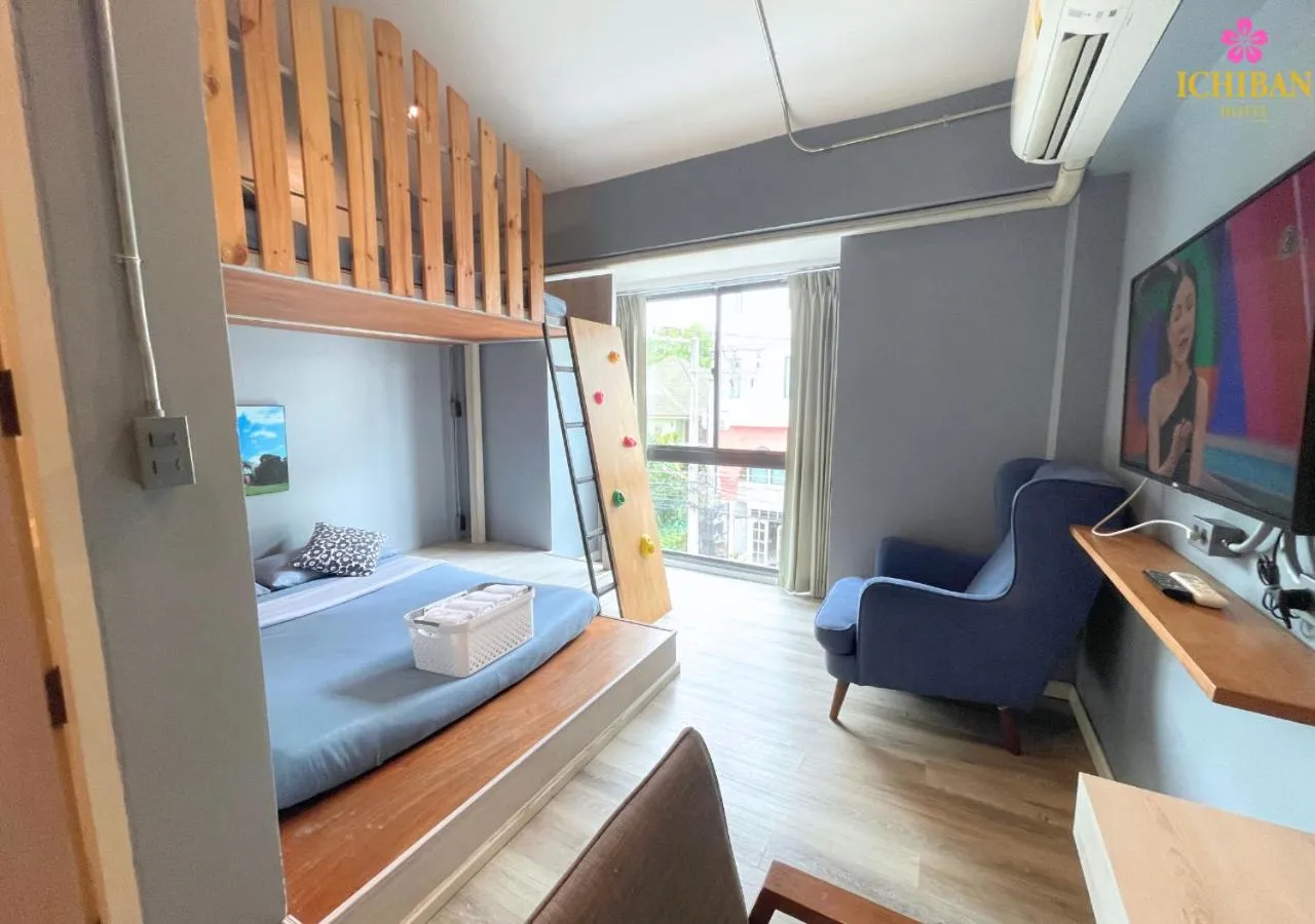 Photo of the whole room, Bed in Ichiban Nimman Hotel