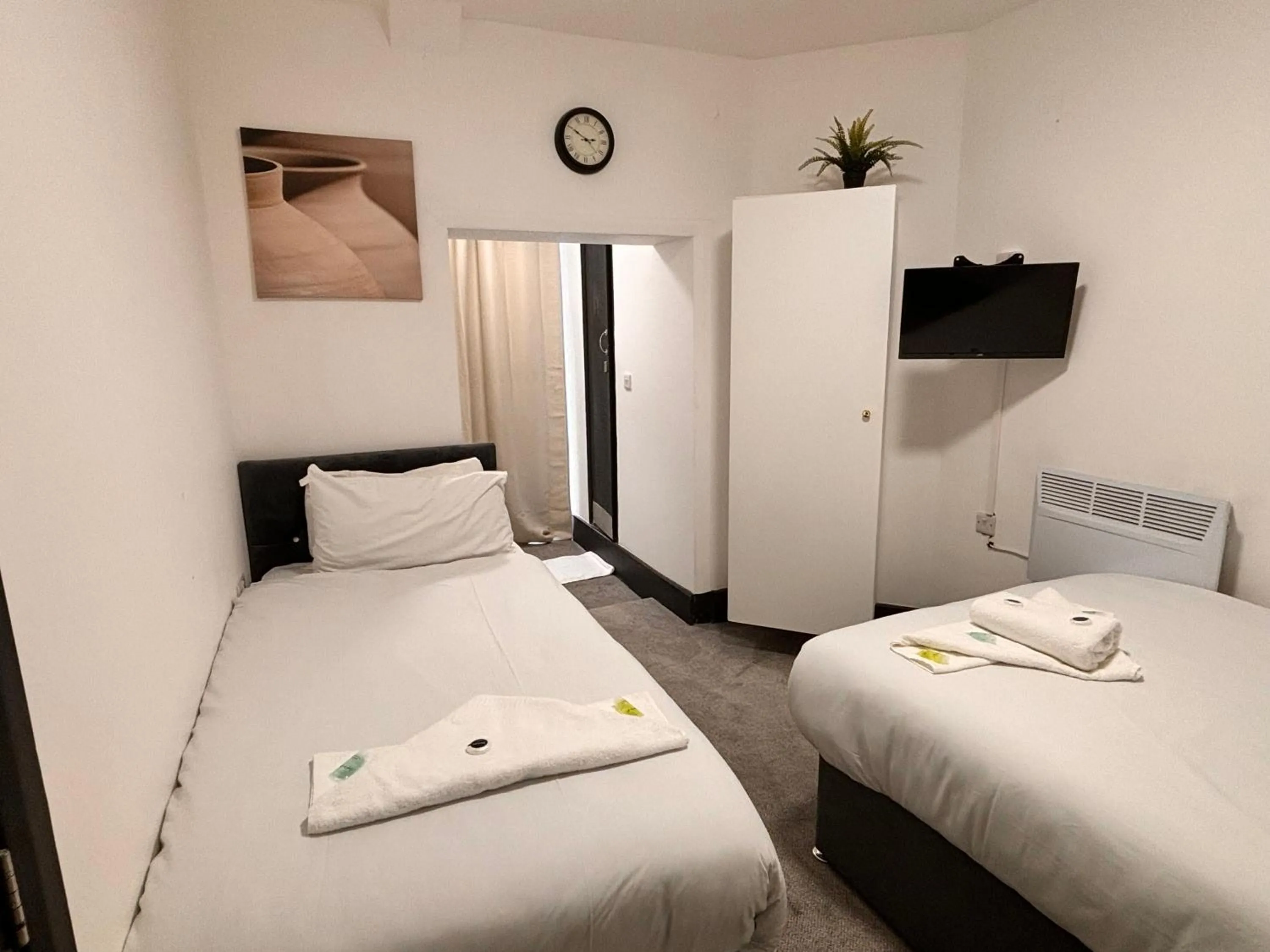 Bedroom, Bed in Ivy House Hotel