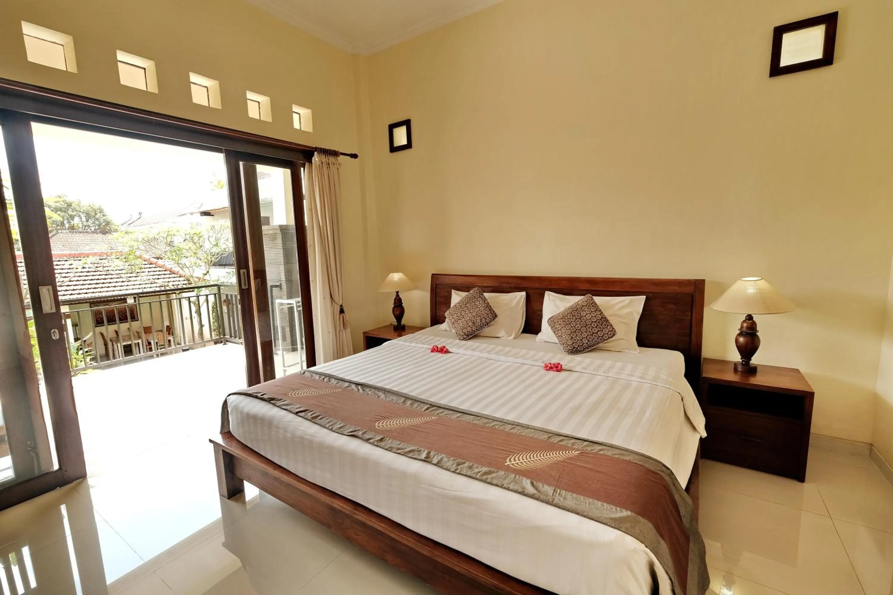 Bedroom, Bed in Sumantra Guest House