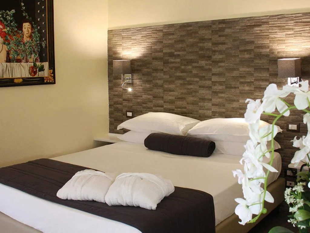 Photo of the whole room, Bed in Boutique Hotel Piazza Carità