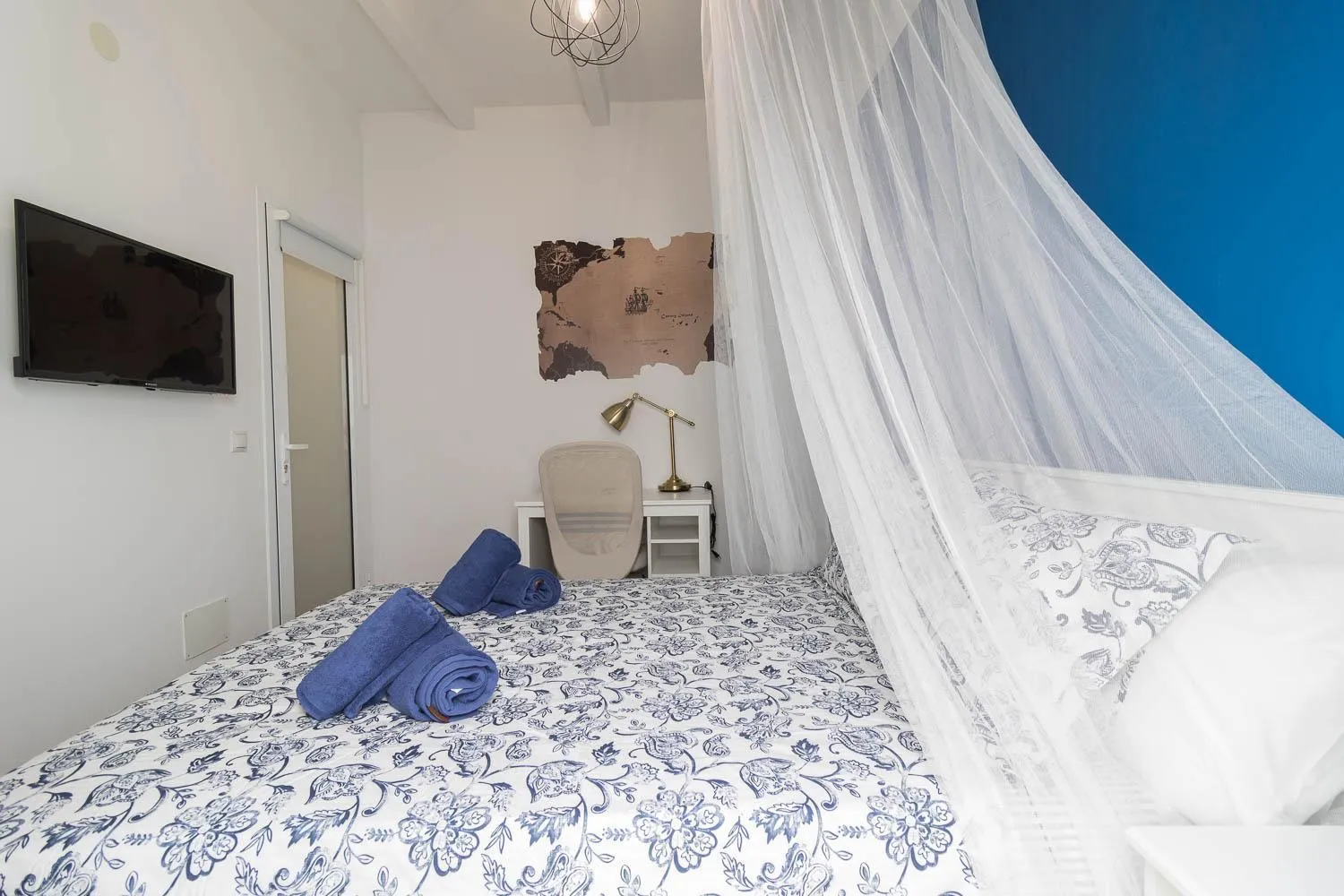 TV and multimedia, Bed in La Bussola