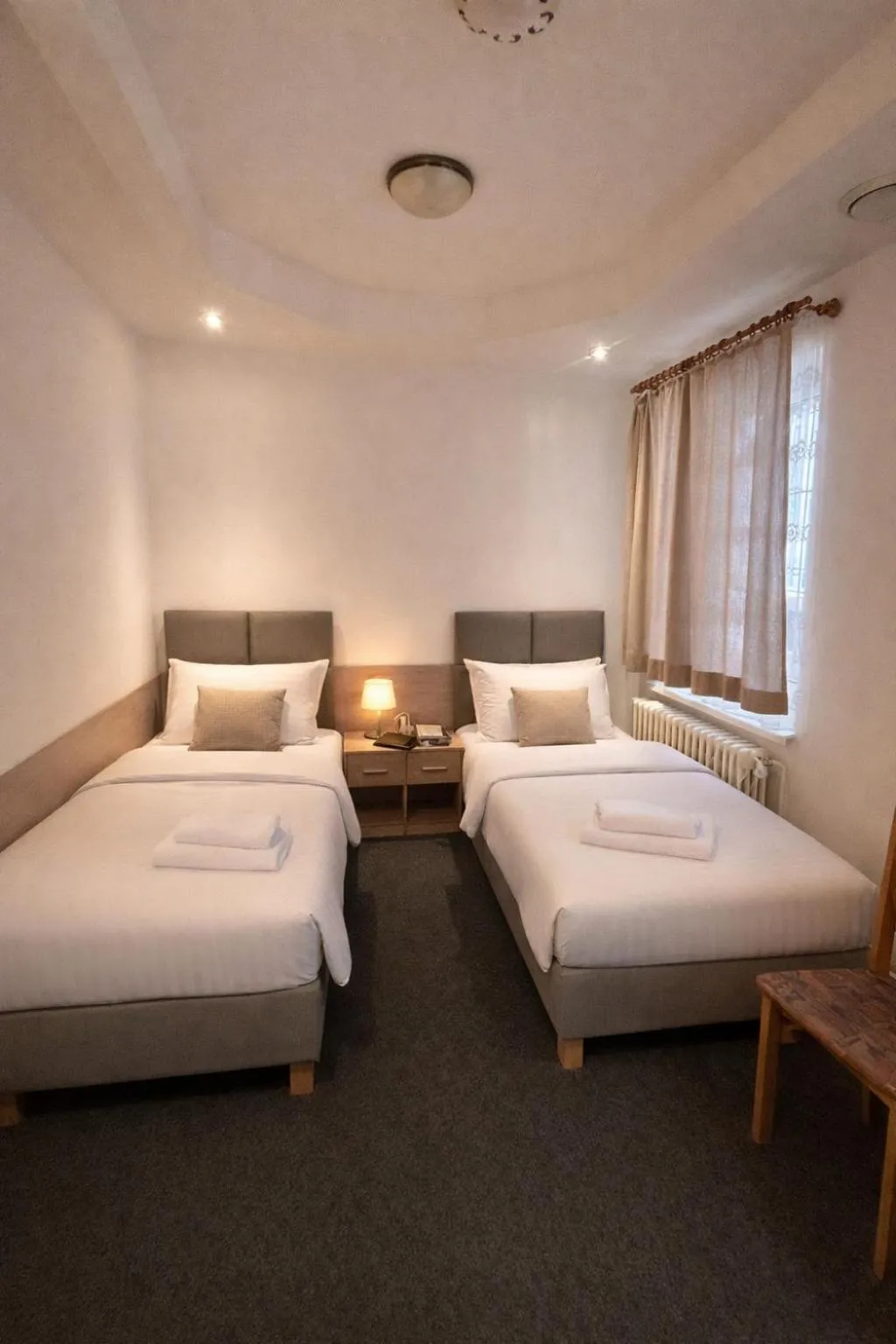 Twin Room with Bath - single occupancy in Penzion u Fouska