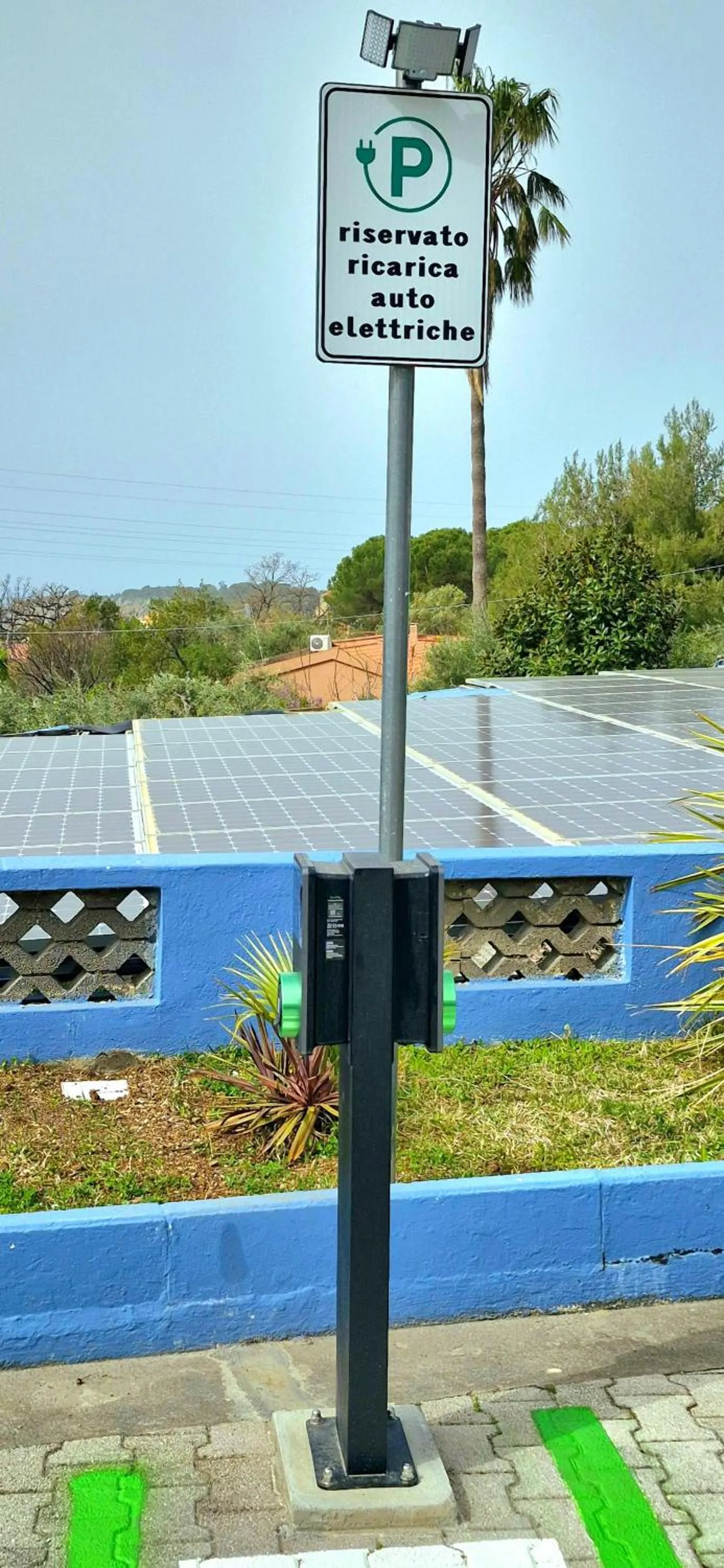 Parking in Hotel Blu Eden