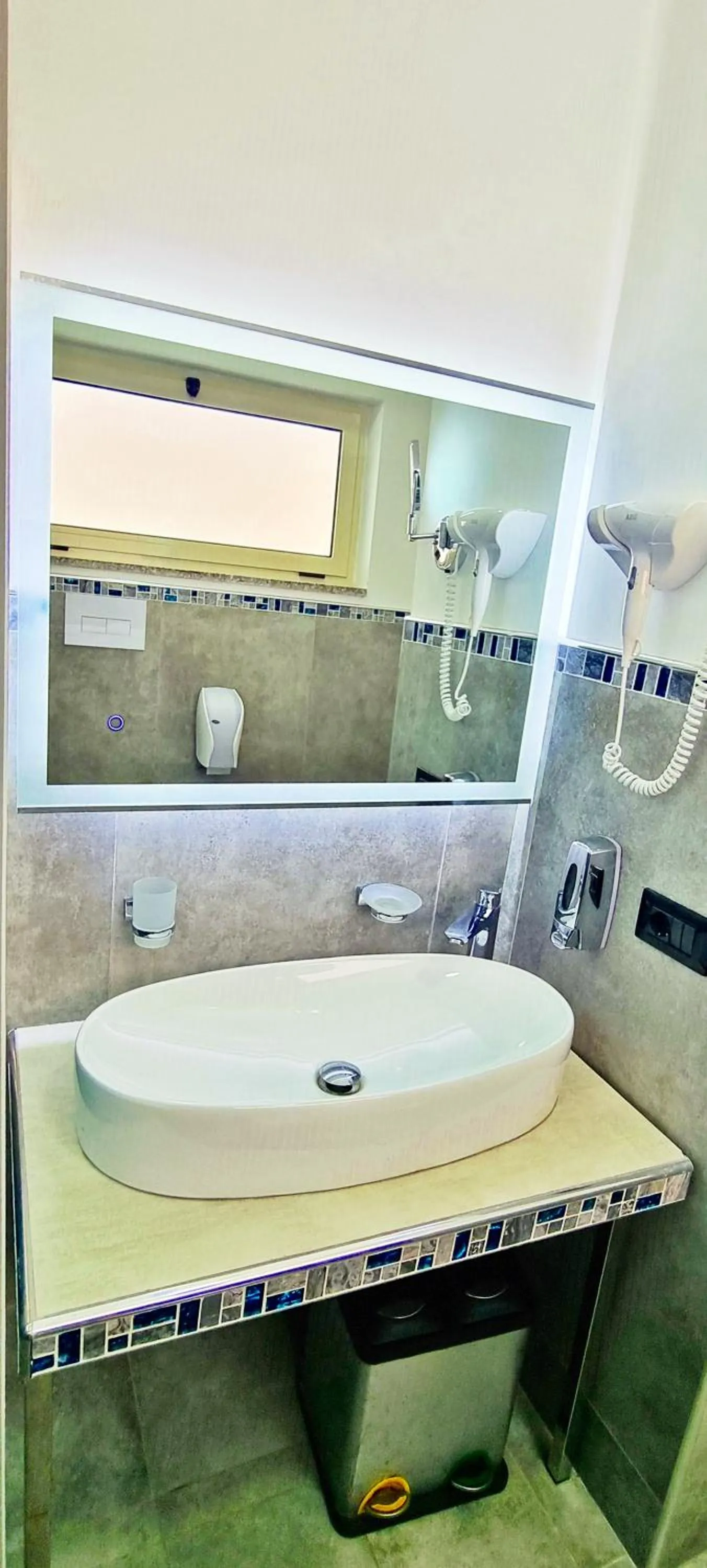 Bathroom in Hotel Blu Eden