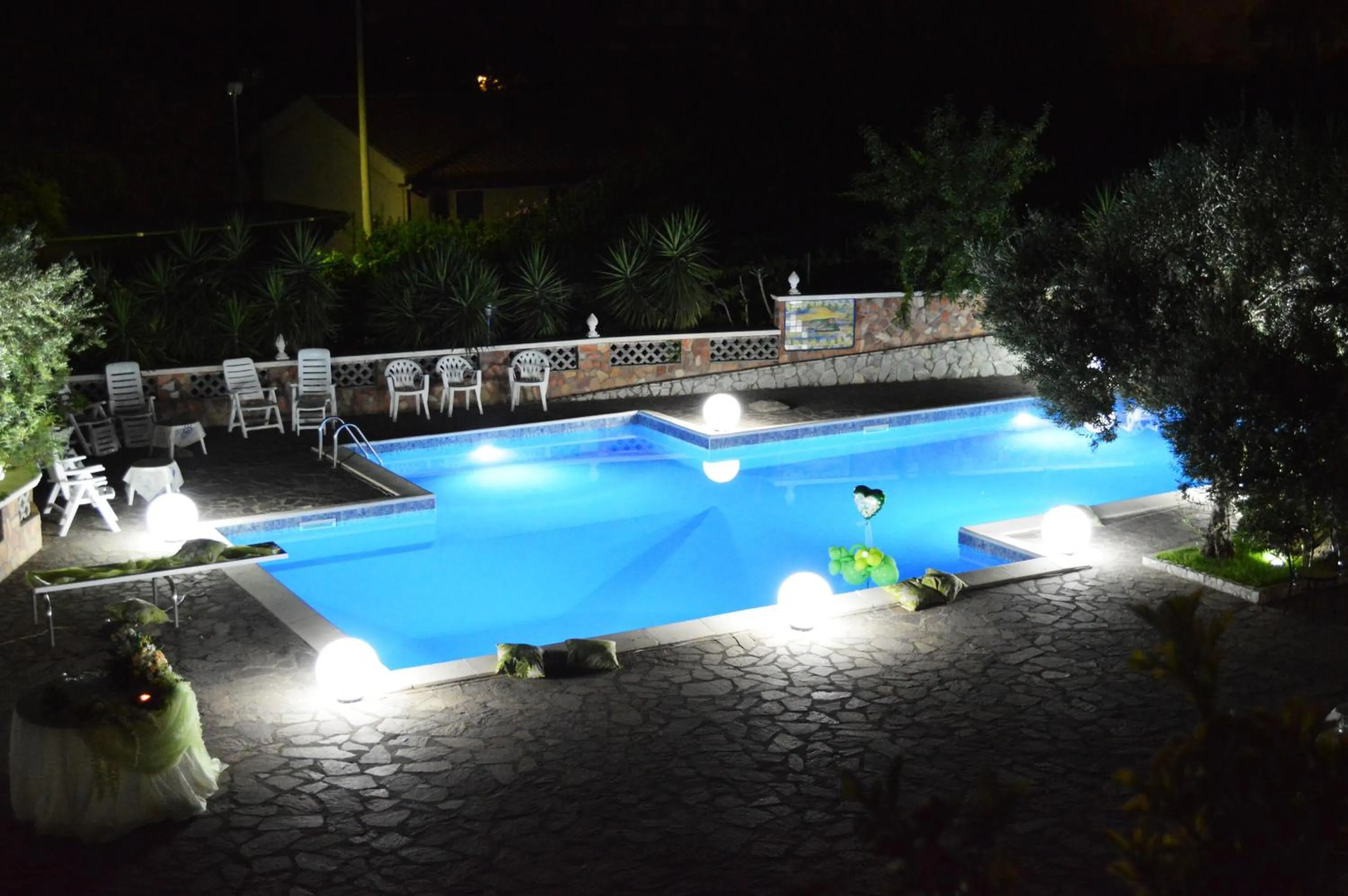 Pool view in Hotel Blu Eden
