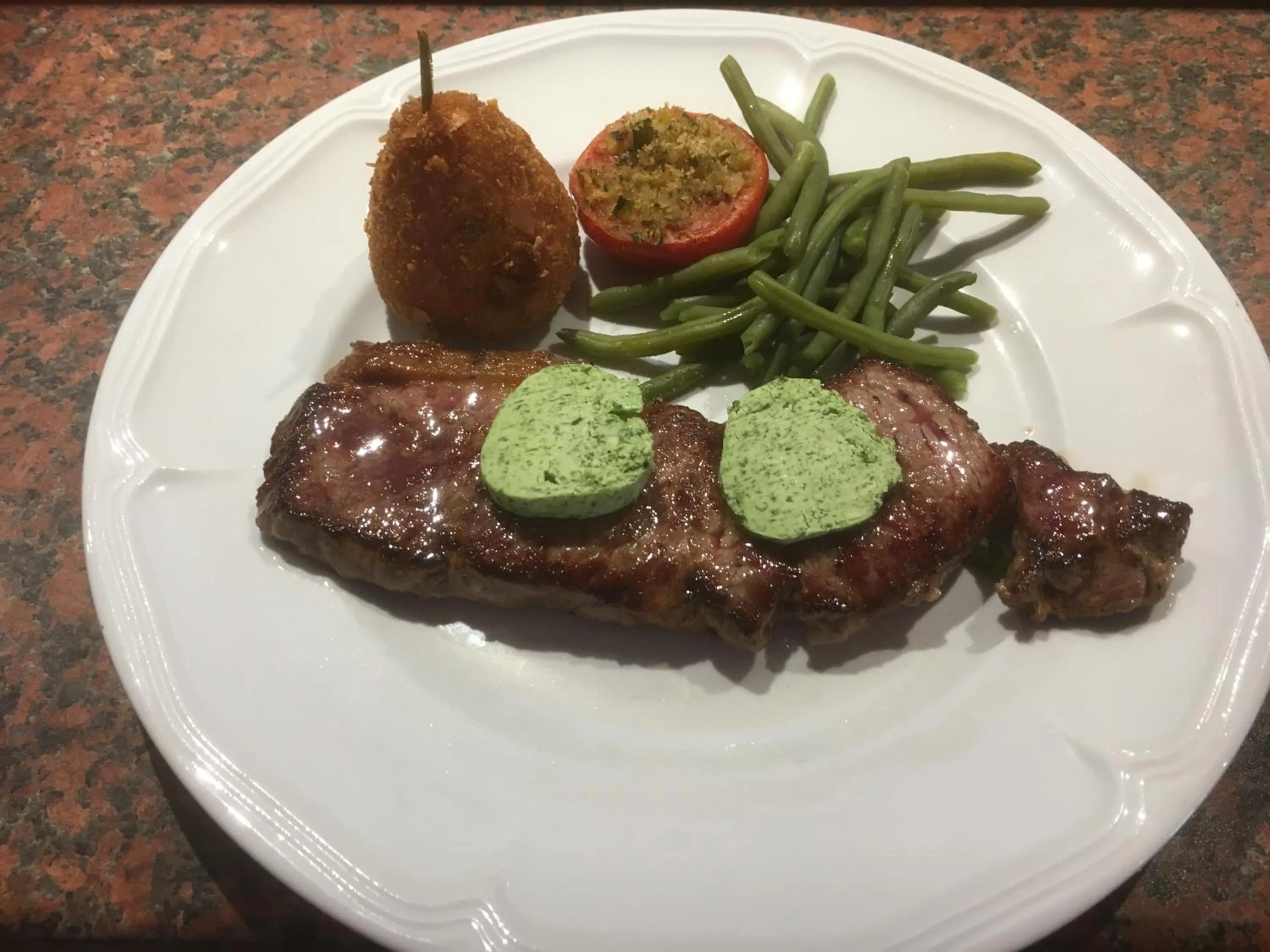 Restaurant/places to eat in Logis Hôtel - Restaurant Aux Bruyères