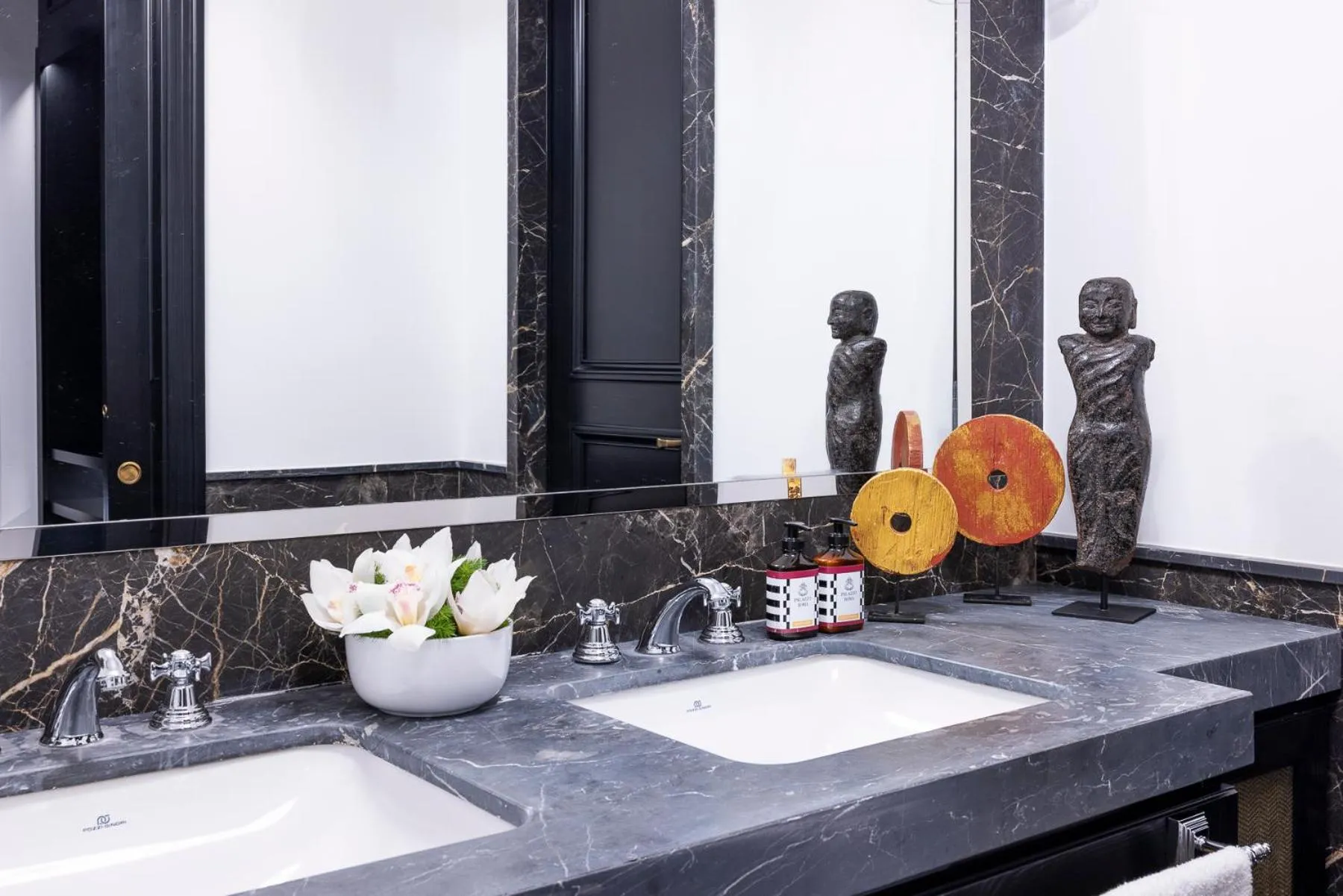 Bathroom in Palazzo Roma - The Leading Hotels of the World