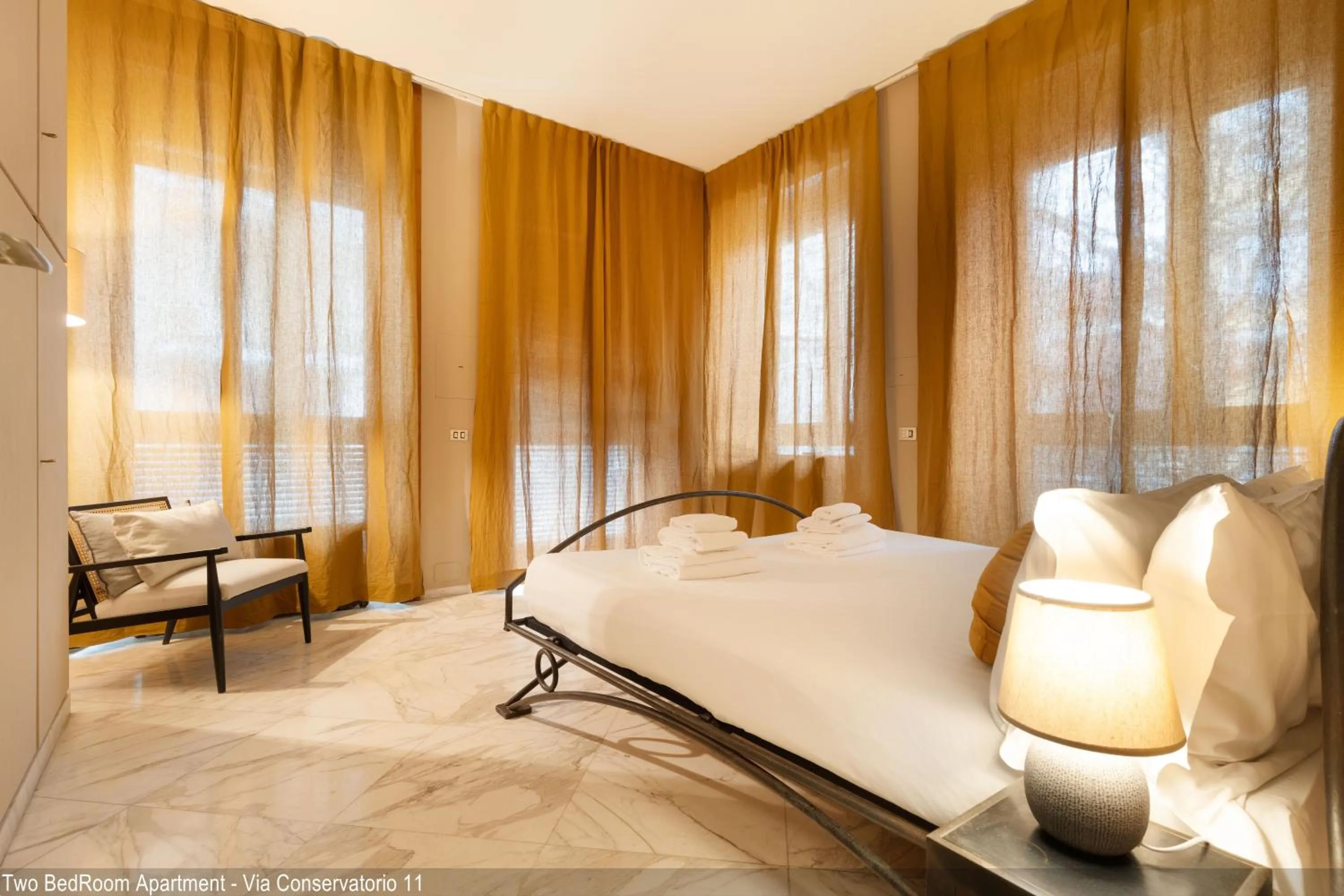 Bedroom, Bed in Brera Apartments in San Babila