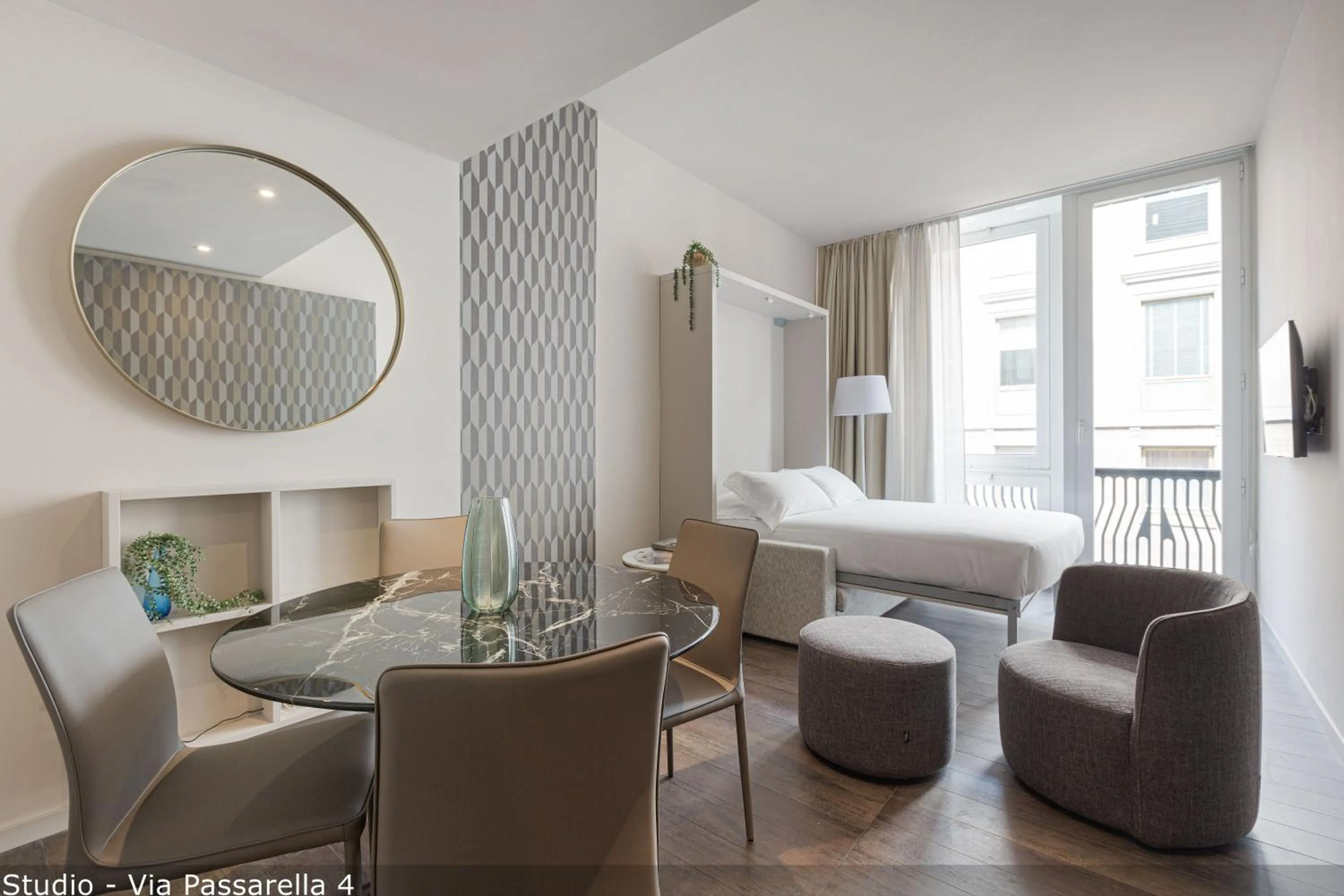 Bed in Brera Apartments in San Babila