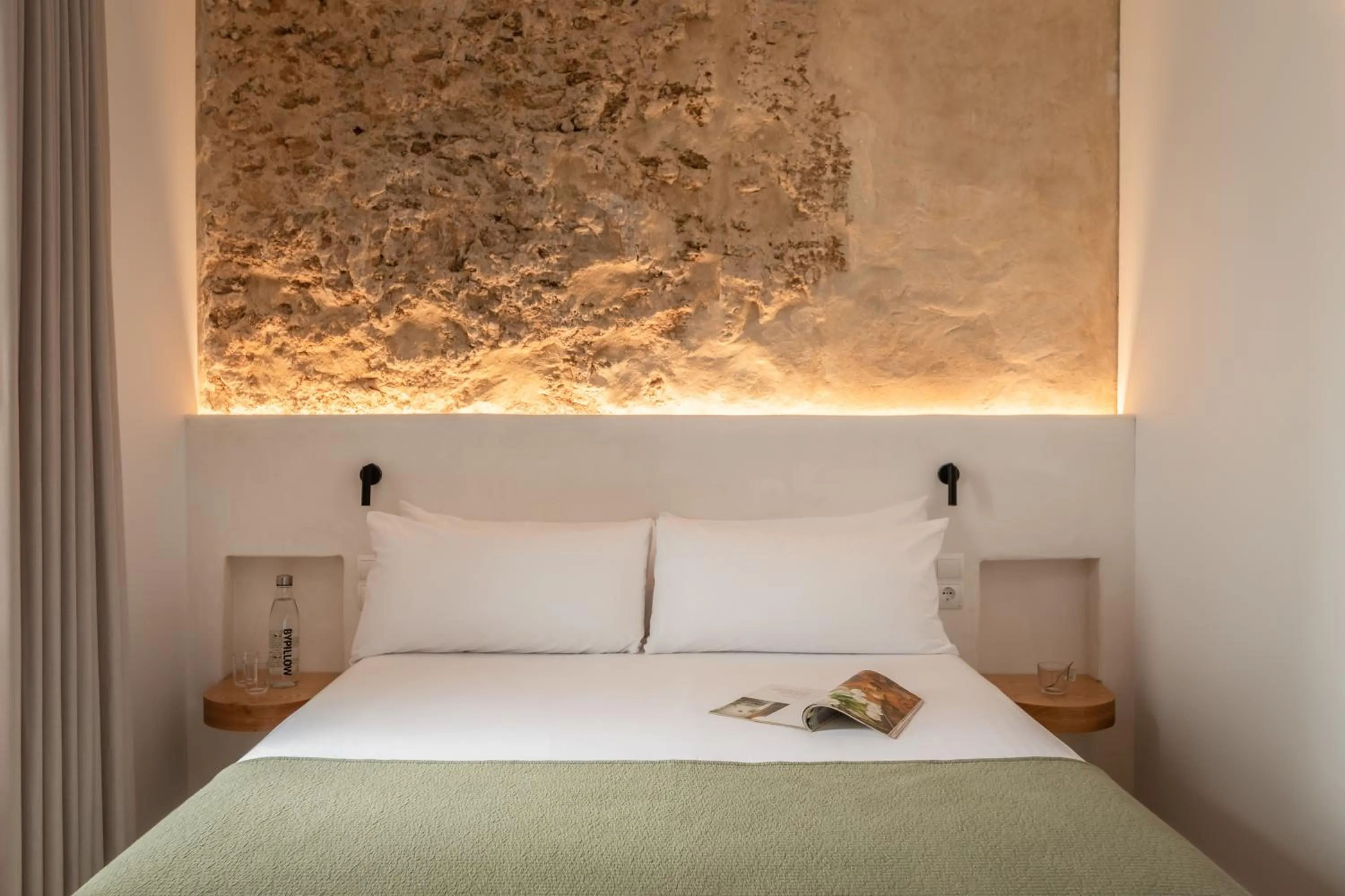 Bed in BYPILLOW Casa Gades