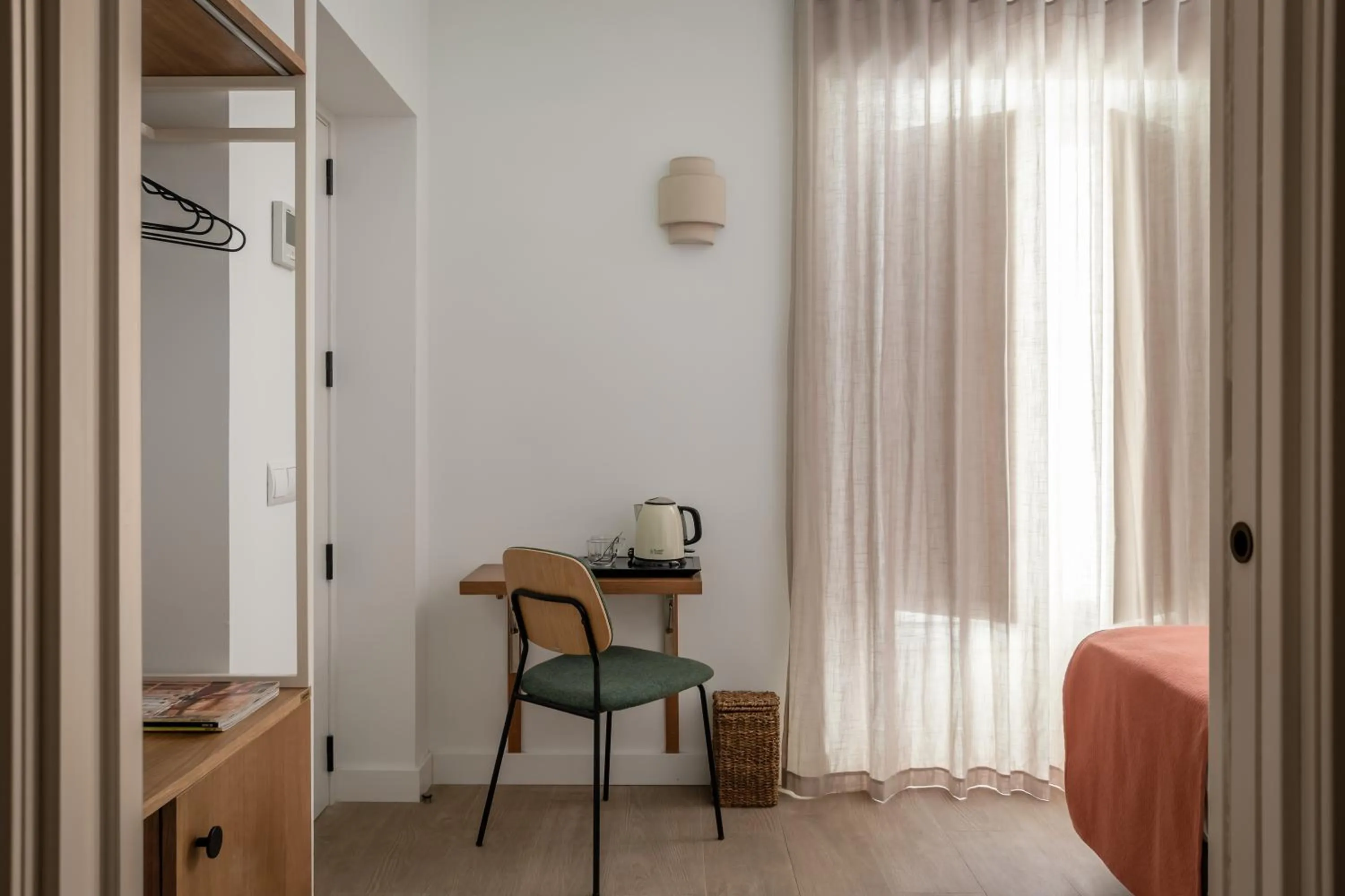 wardrobe in BYPILLOW Casa Gades