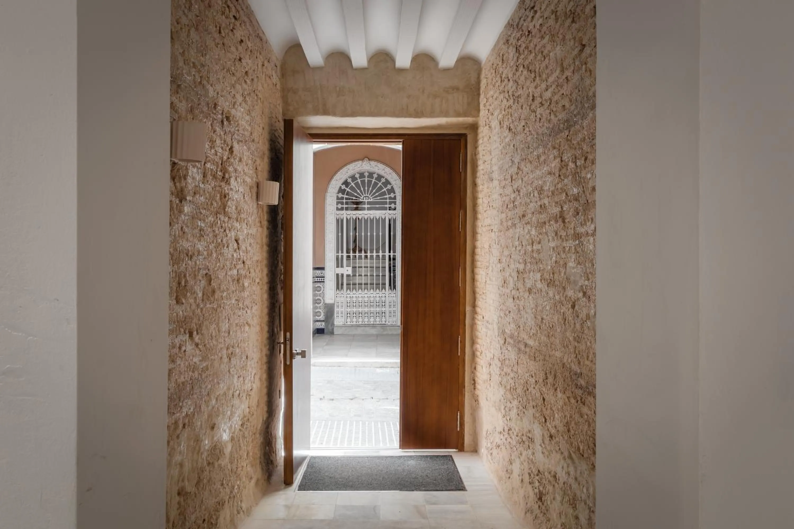 Lobby or reception in BYPILLOW Casa Gades