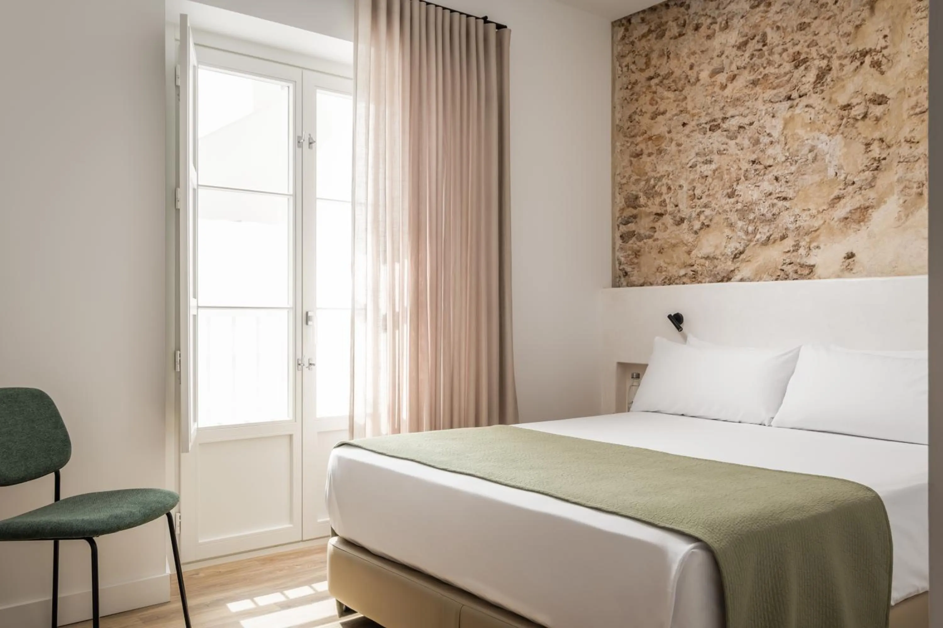 Bedroom, Bed in BYPILLOW Casa Gades