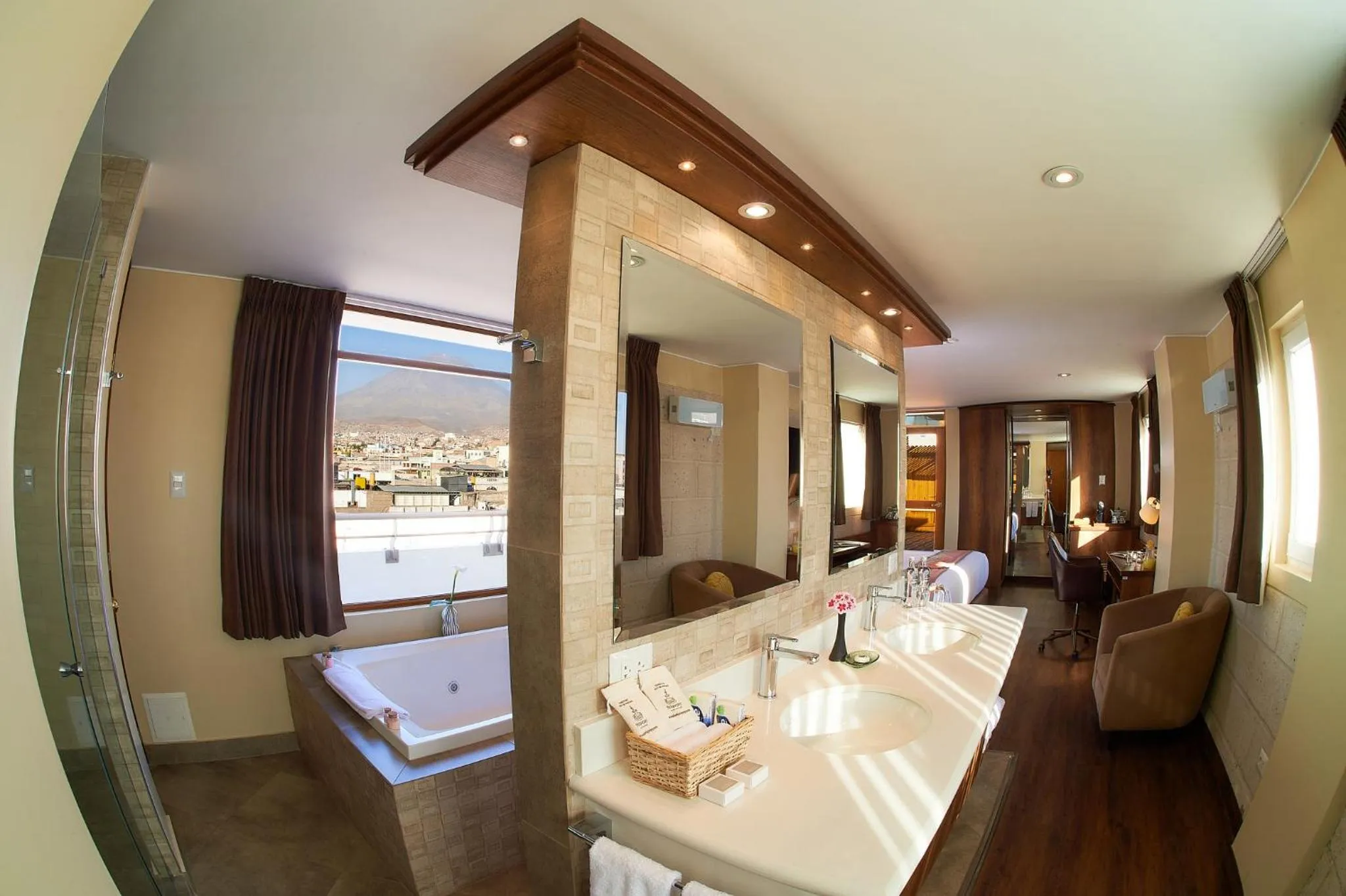 acessibility in ARIQUEPAY HOTEL