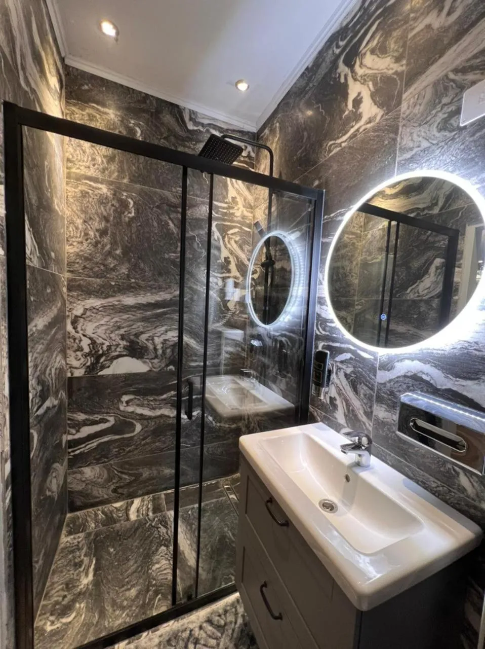 Bathroom in Urban Boutique Hotel