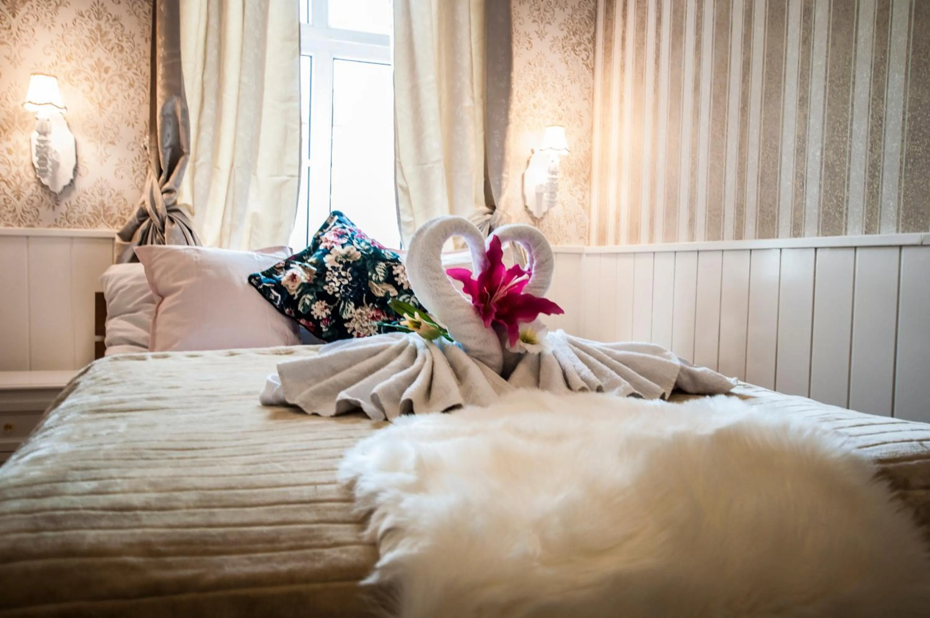 Bedroom, Bed in Urban Boutique Hotel