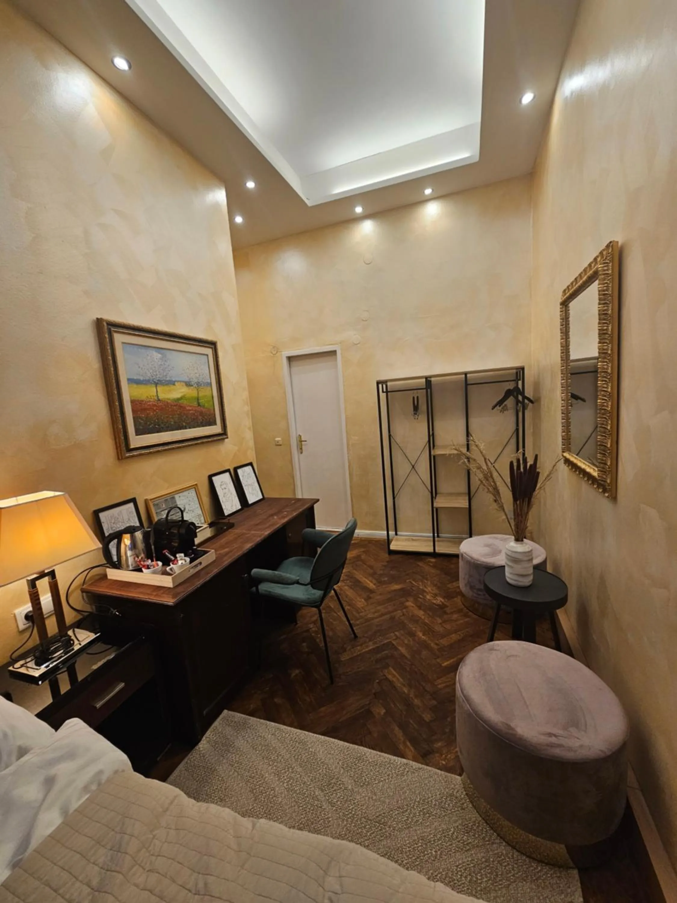 Photo of the whole room, Bed in Urban Boutique Hotel