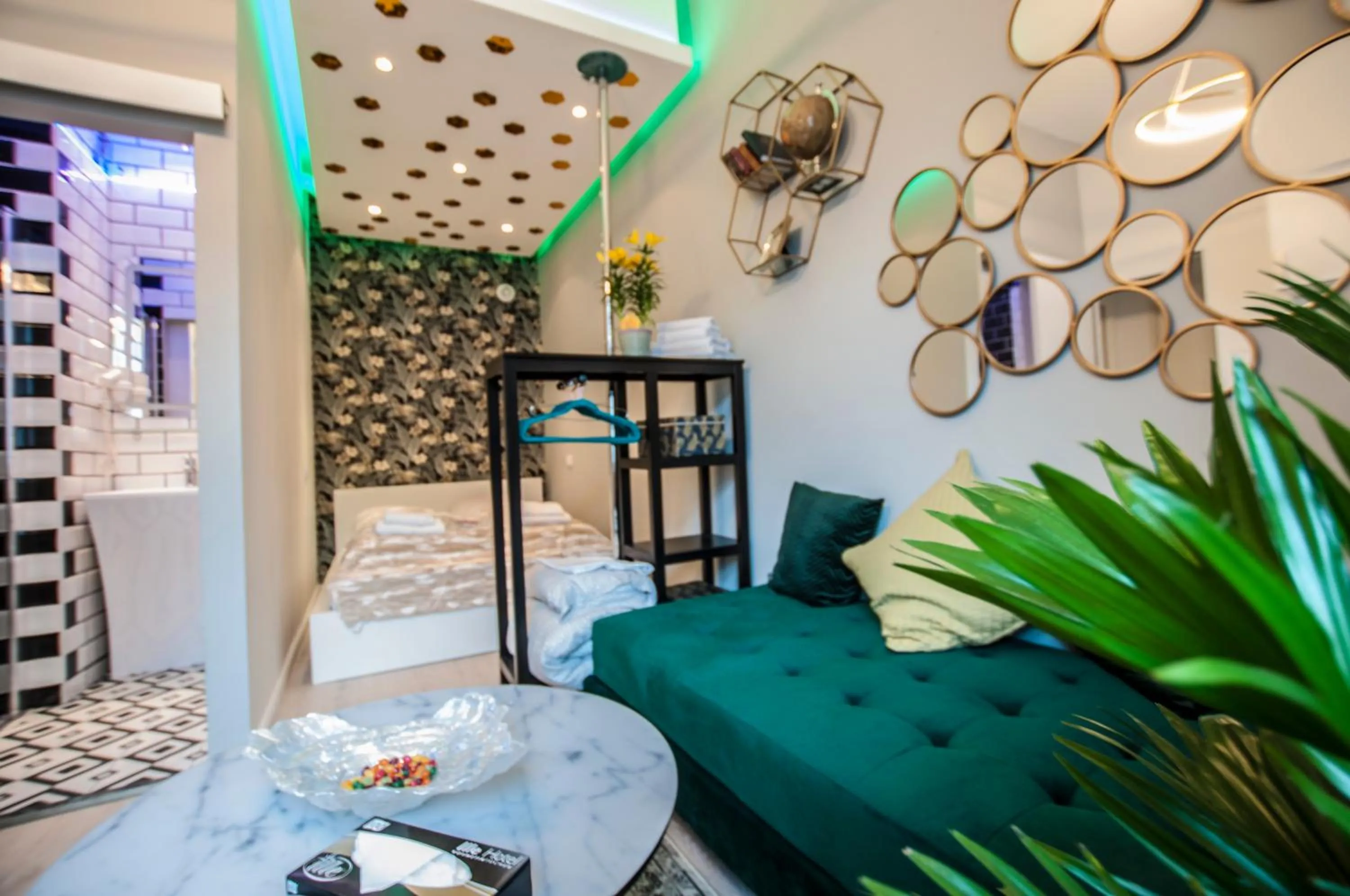 Bedroom, Bed in Urban Boutique Hotel