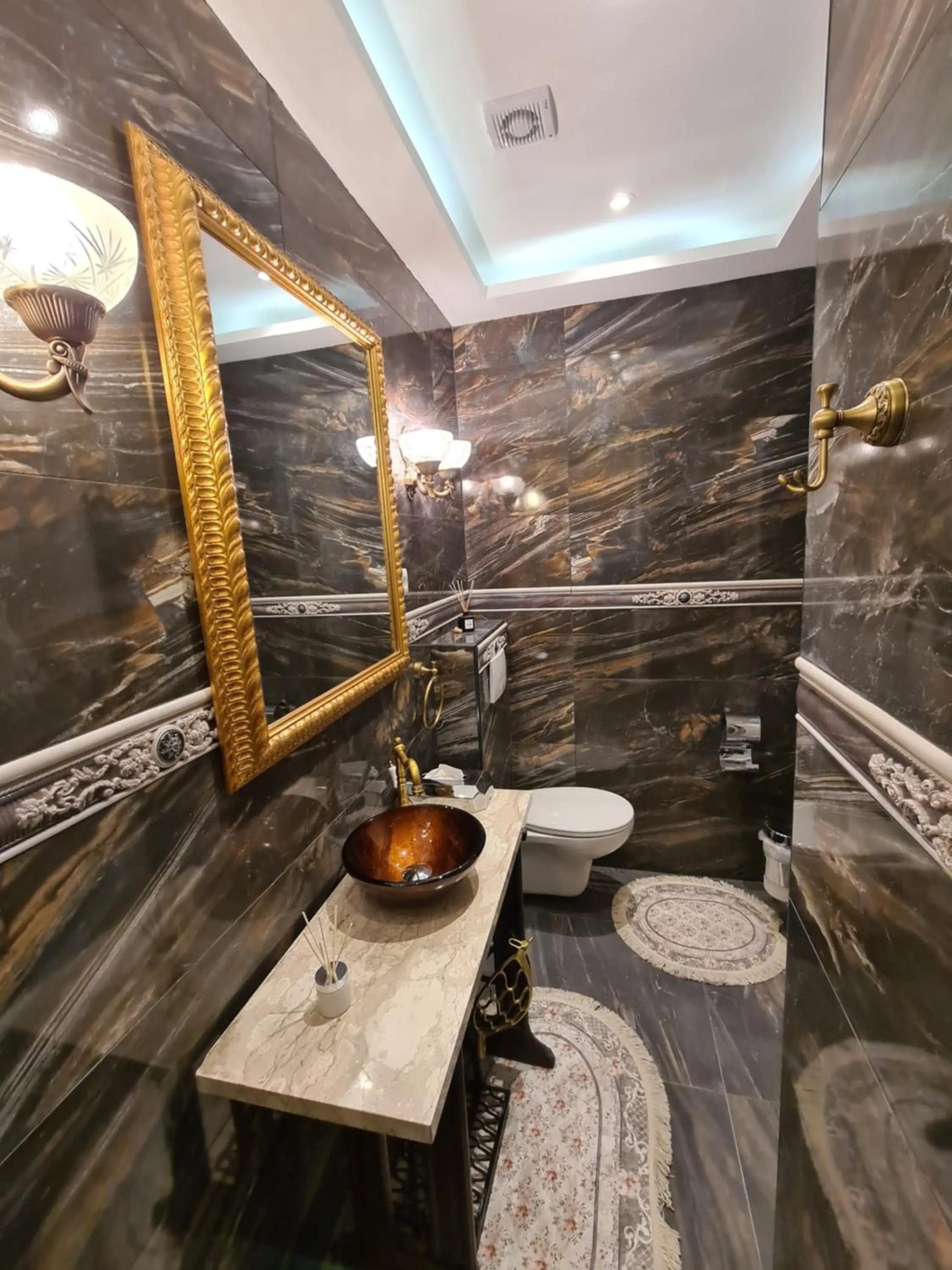 Bathroom in Urban Boutique Hotel