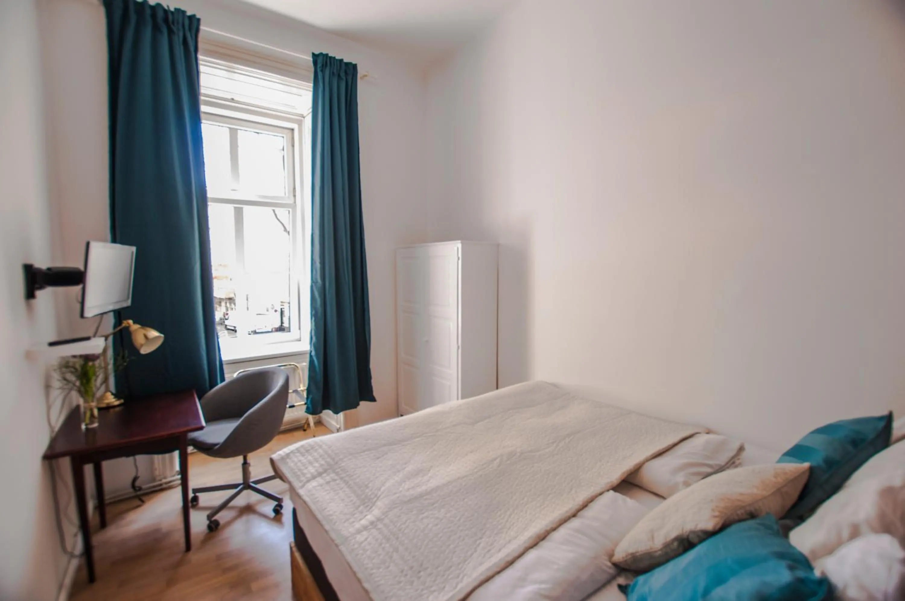 Bedroom, Bed in Urban Boutique Hotel