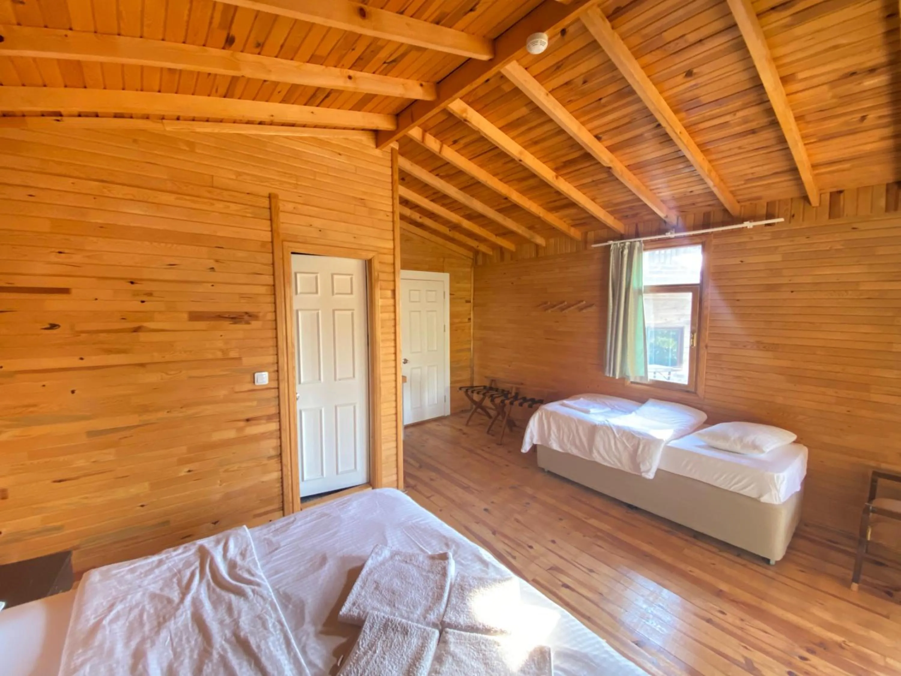 Bedroom, Bed in Kadir's Eco Life