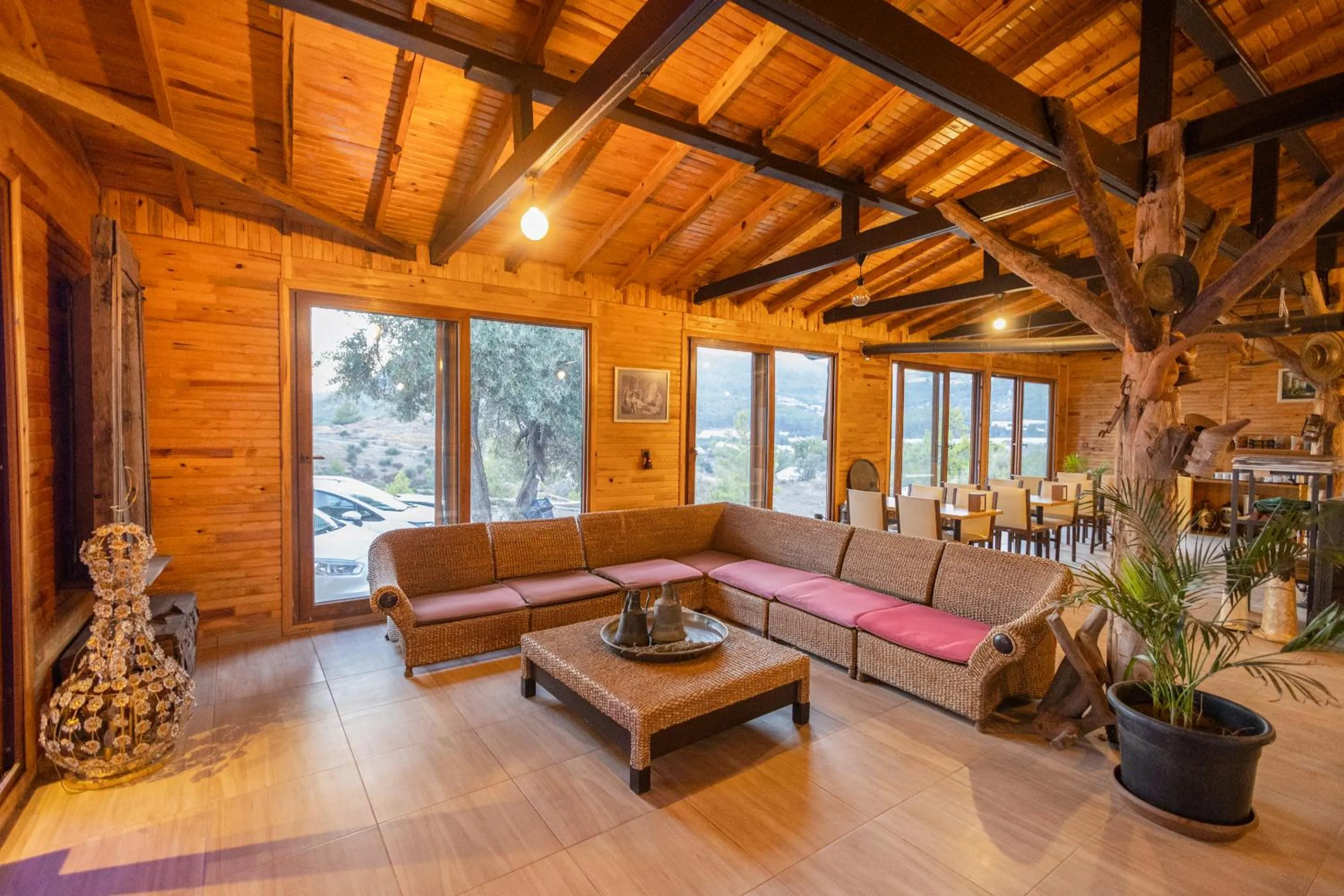 Restaurant/places to eat in Kadir's Eco Life