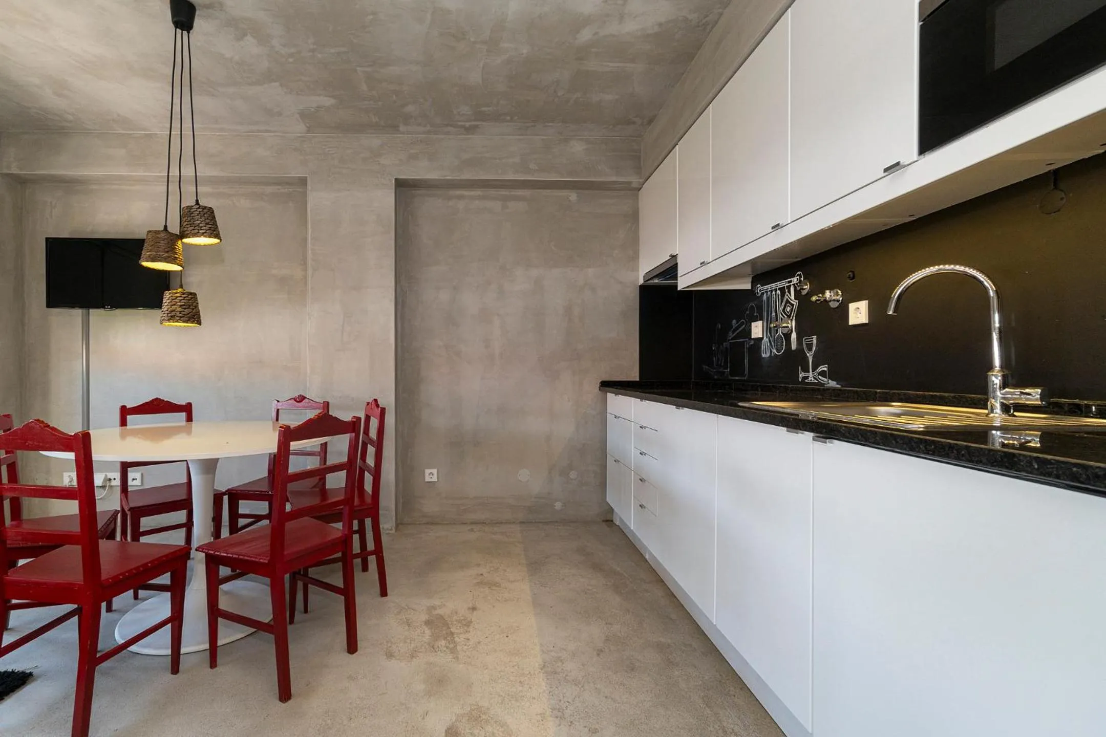 Kitchen or kitchenette in N1 Hostel Apartments and Suites