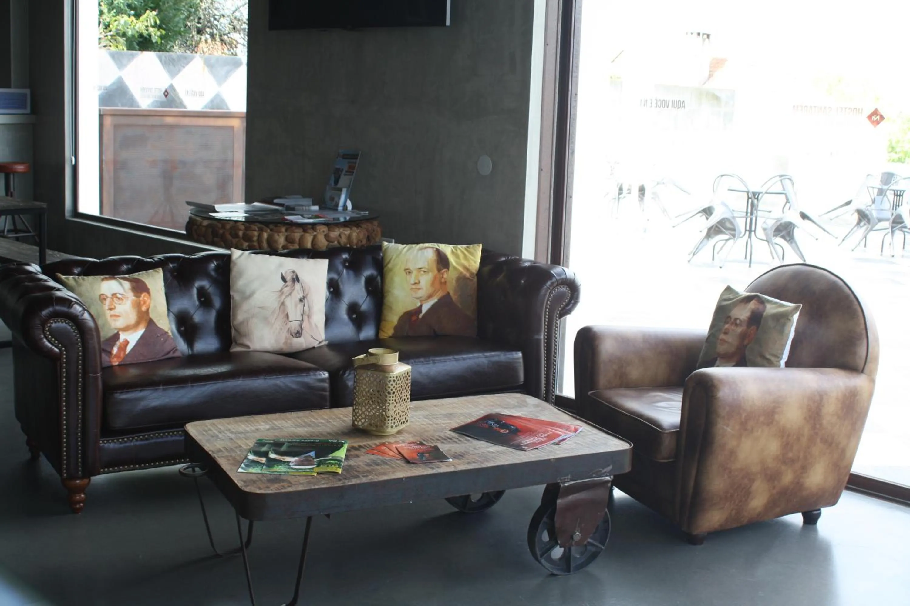 Lobby or reception in N1 Hostel Apartments and Suites