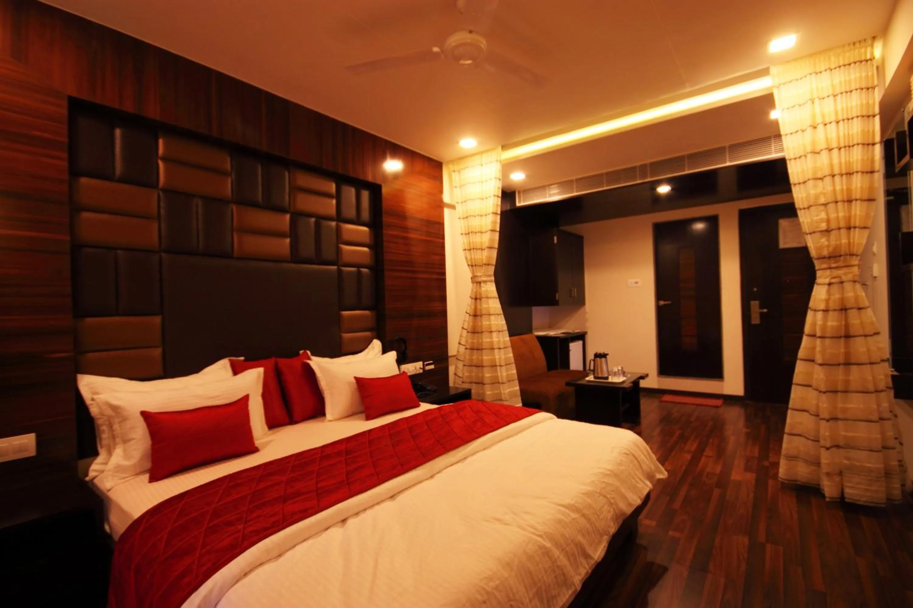 Bed in Hotel Furaat Inn